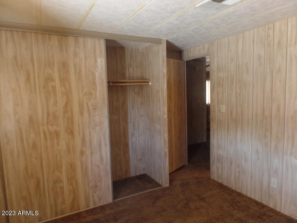 2920 E Sequoia Drive