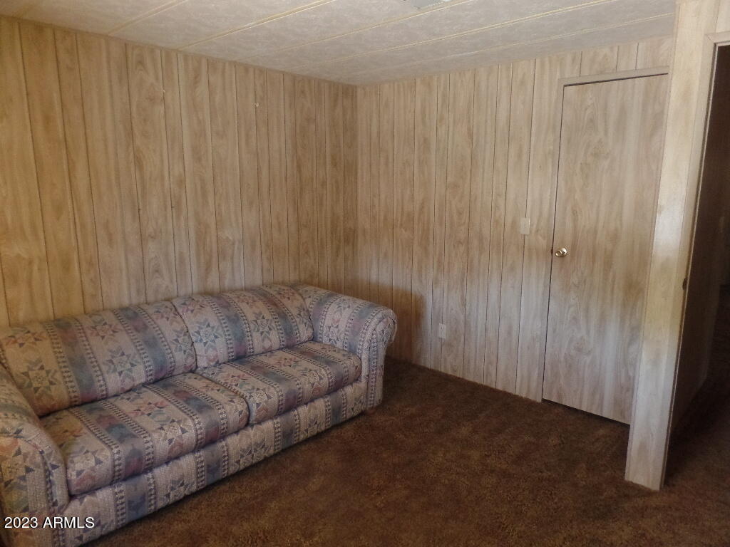 2920 E Sequoia Drive