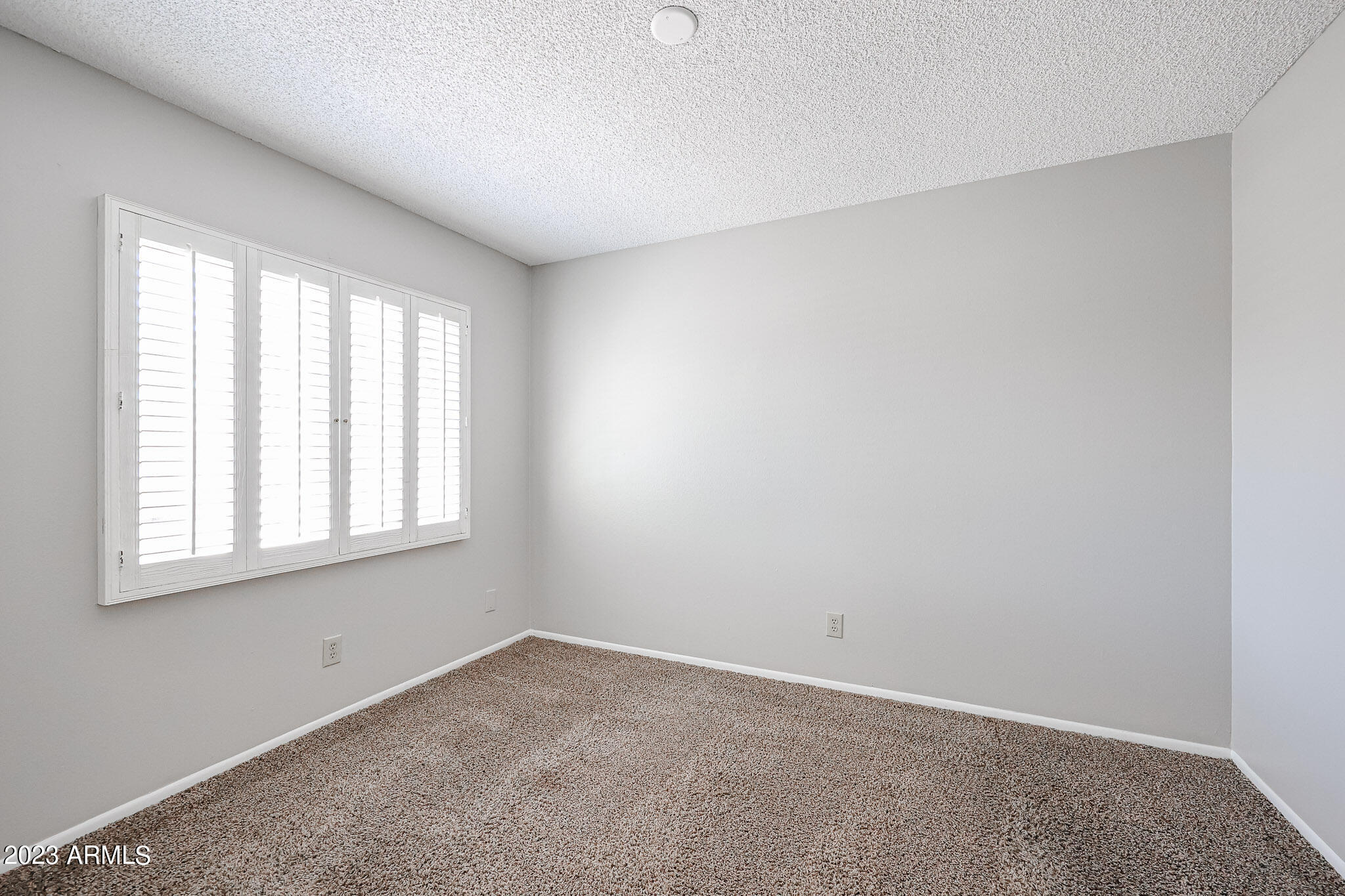 11237 N 32ND Place