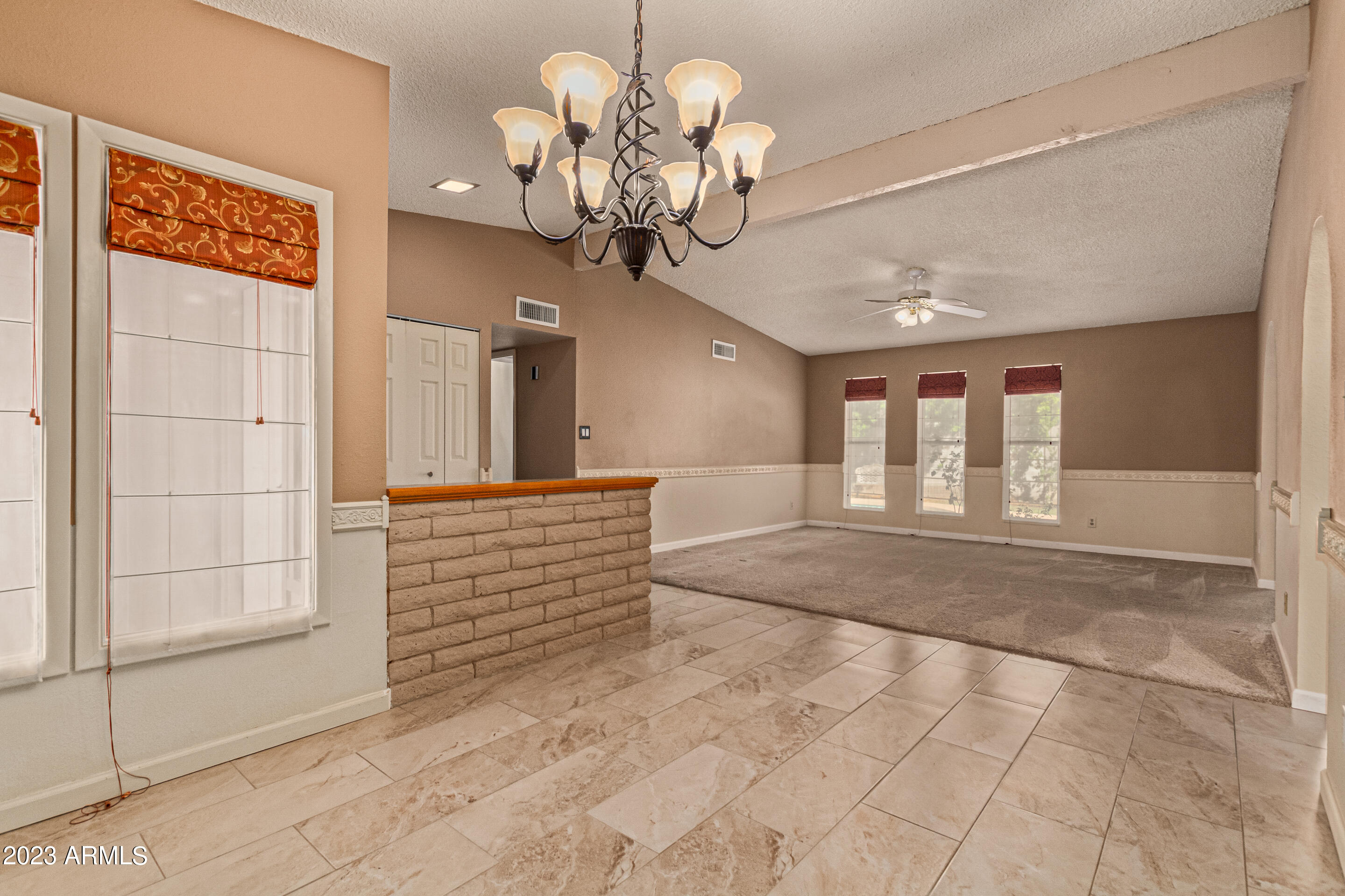 12615 N COLUMBINE Drive