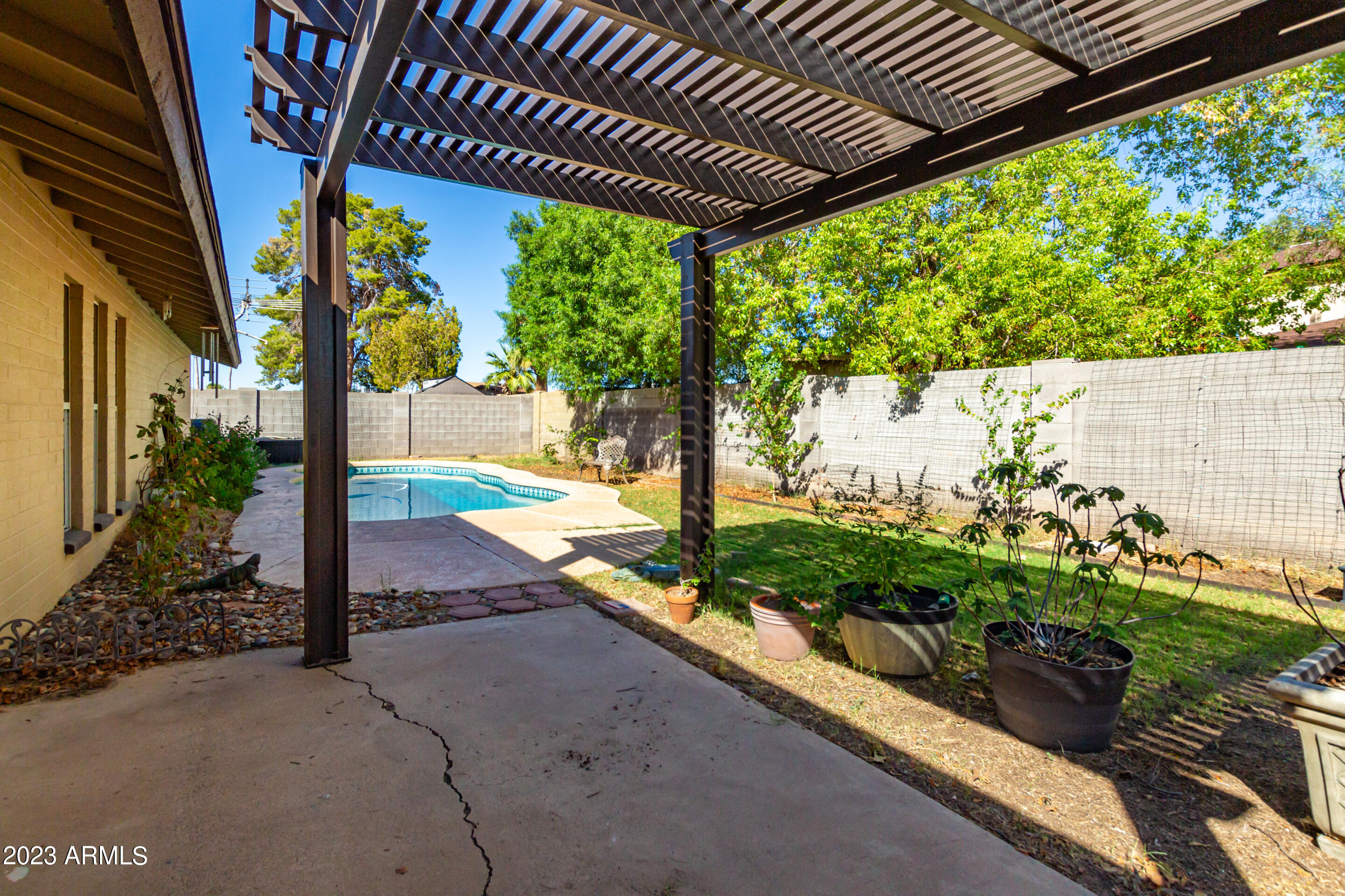 12615 N COLUMBINE Drive