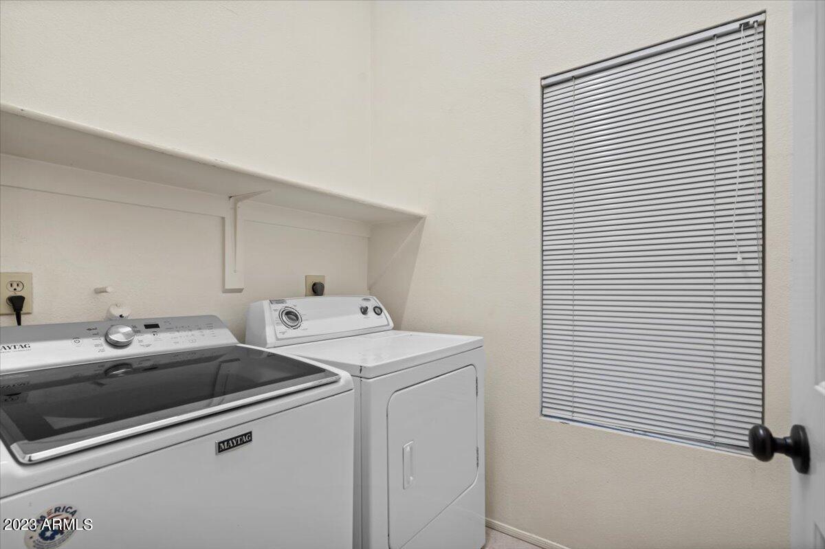 5744 E ESTRID Avenue