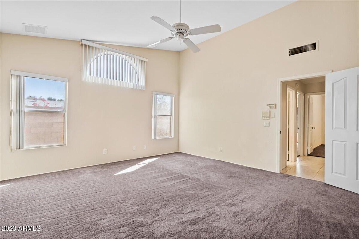 5744 E ESTRID Avenue