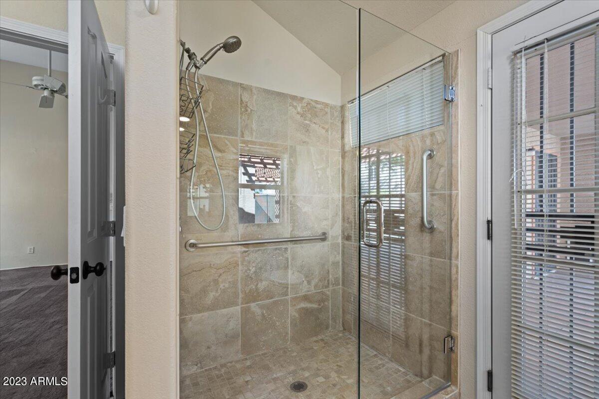 5744 E ESTRID Avenue