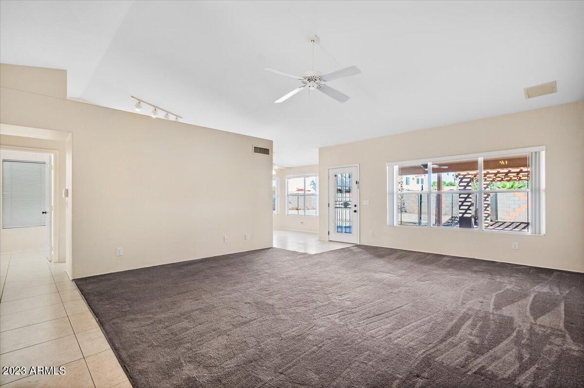 5744 E ESTRID Avenue