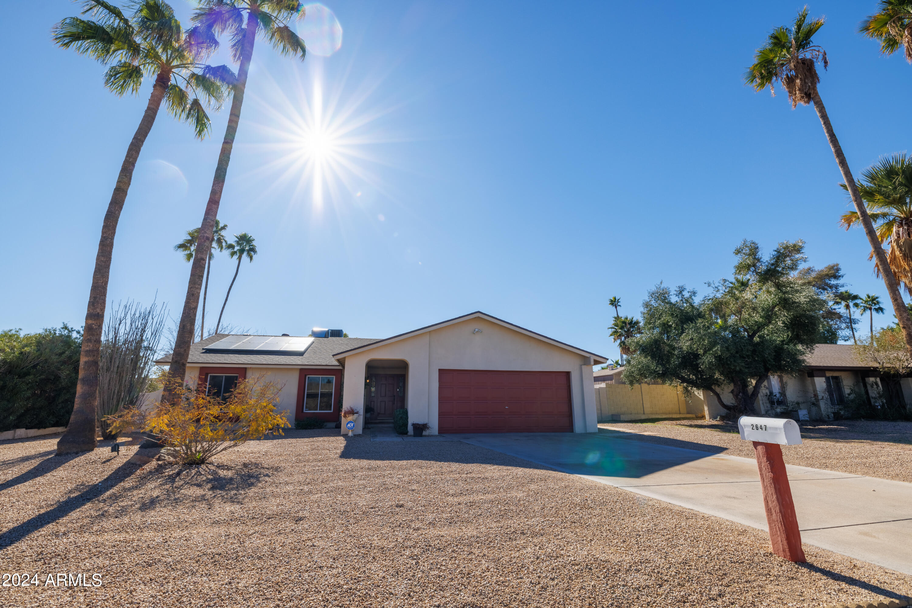 2647 E CHOLLA Street