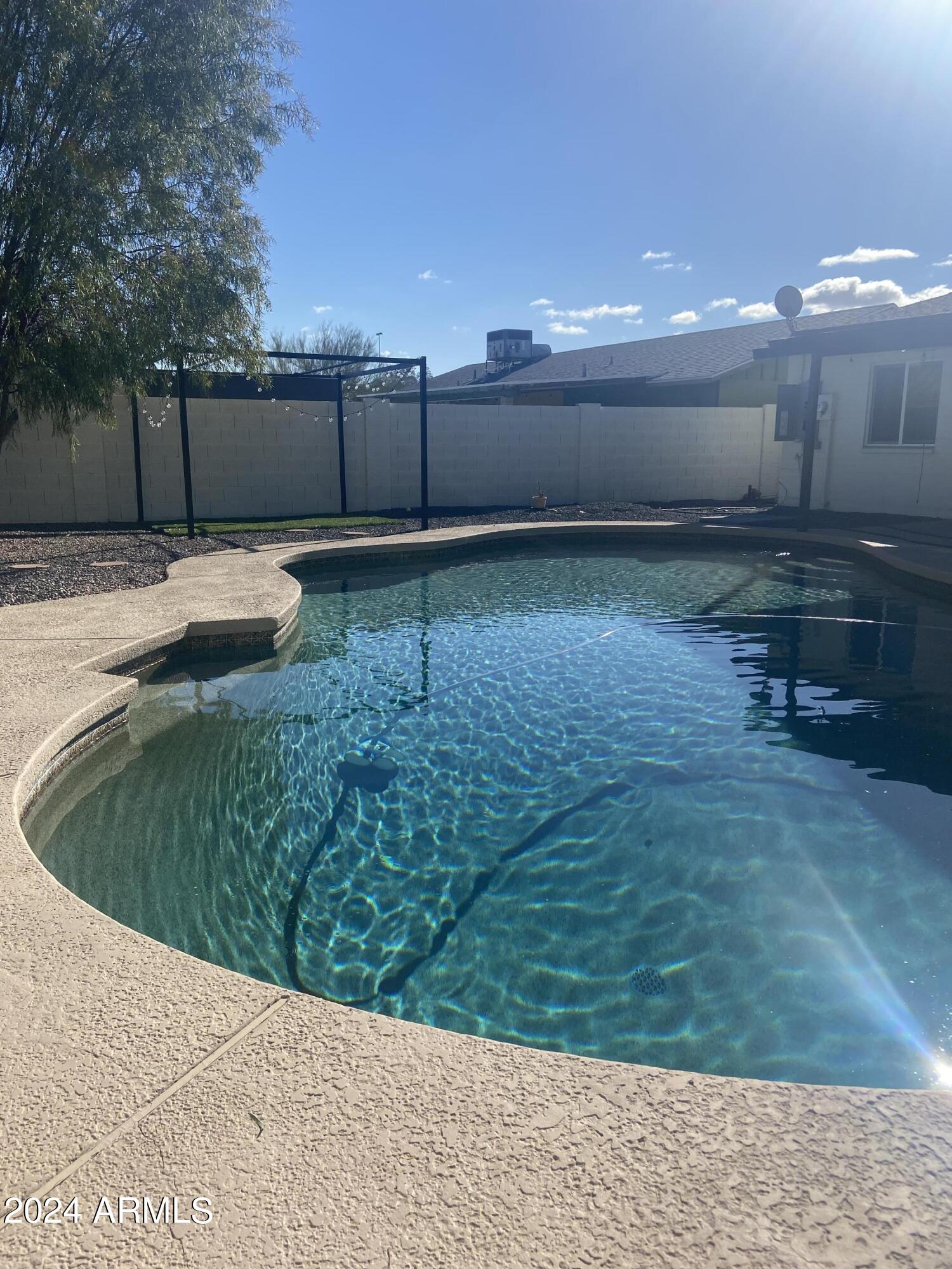 3238 E POINSETTIA Drive
