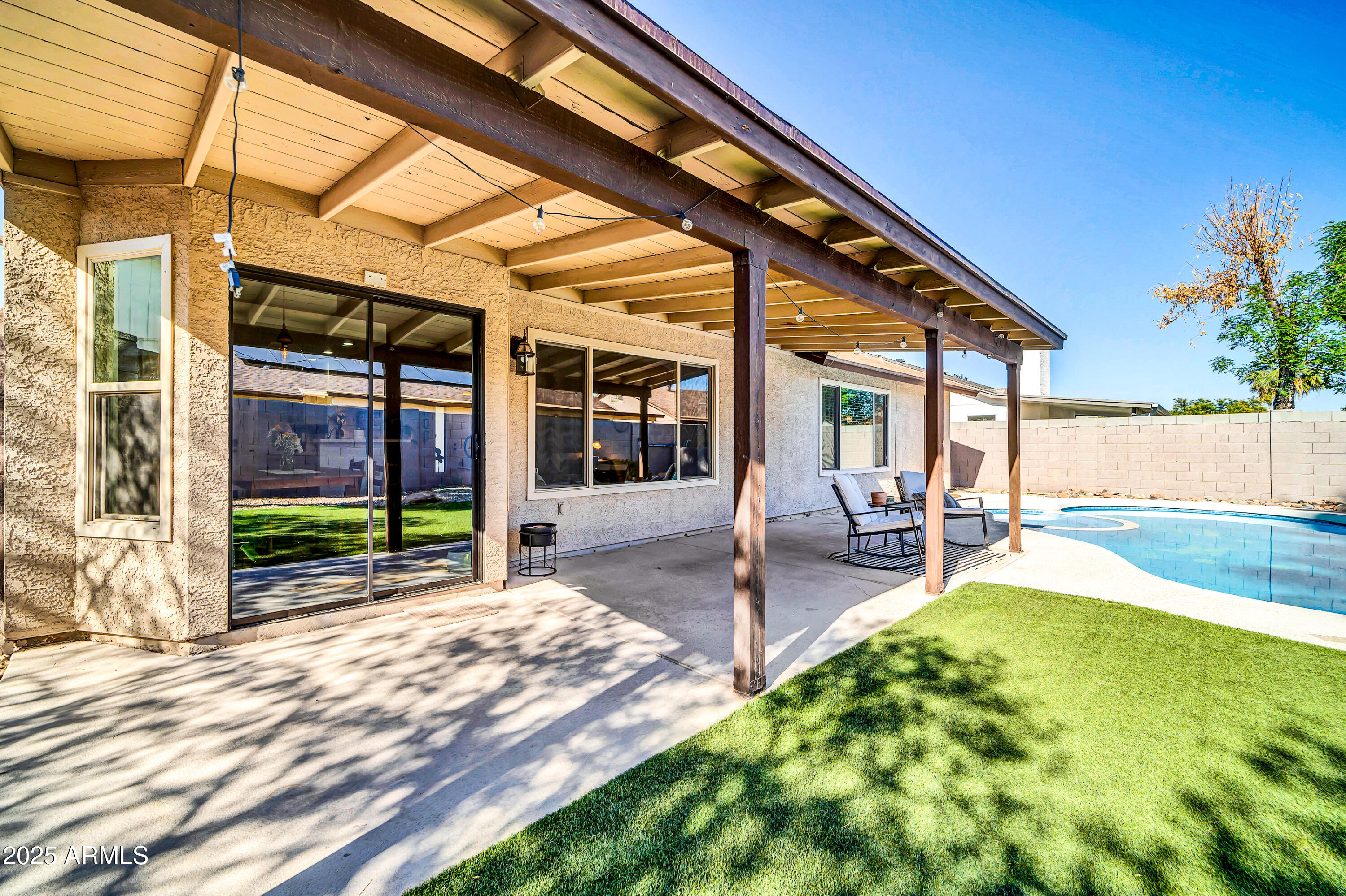 9127 W MAUNA LOA Lane