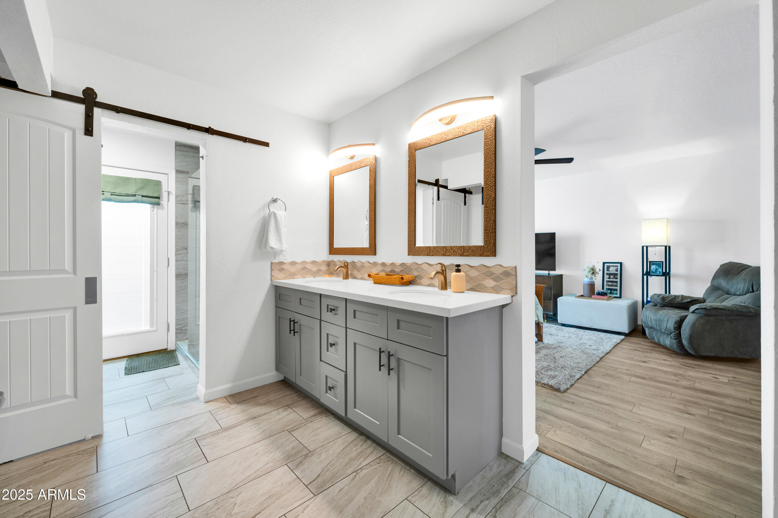 9127 W MAUNA LOA Lane