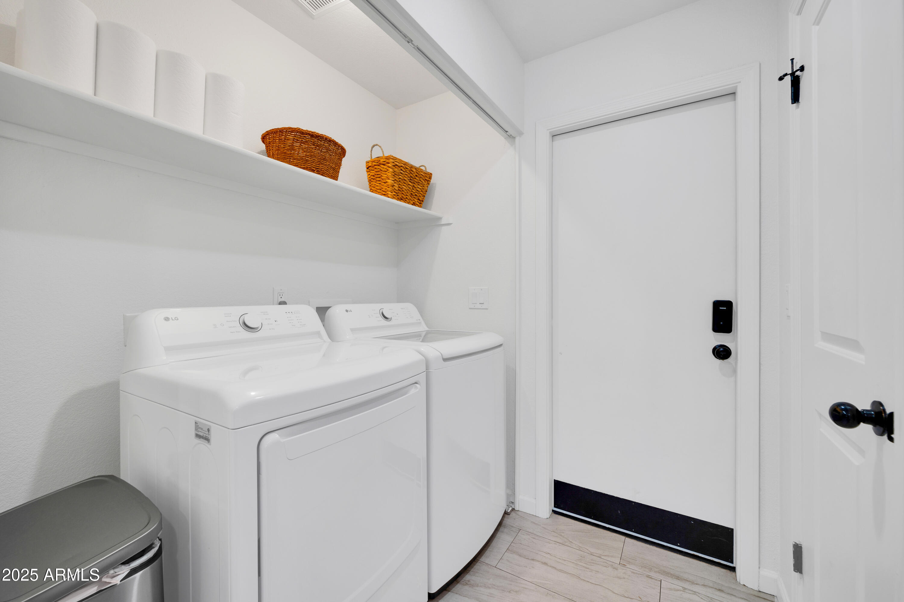 9127 W MAUNA LOA Lane