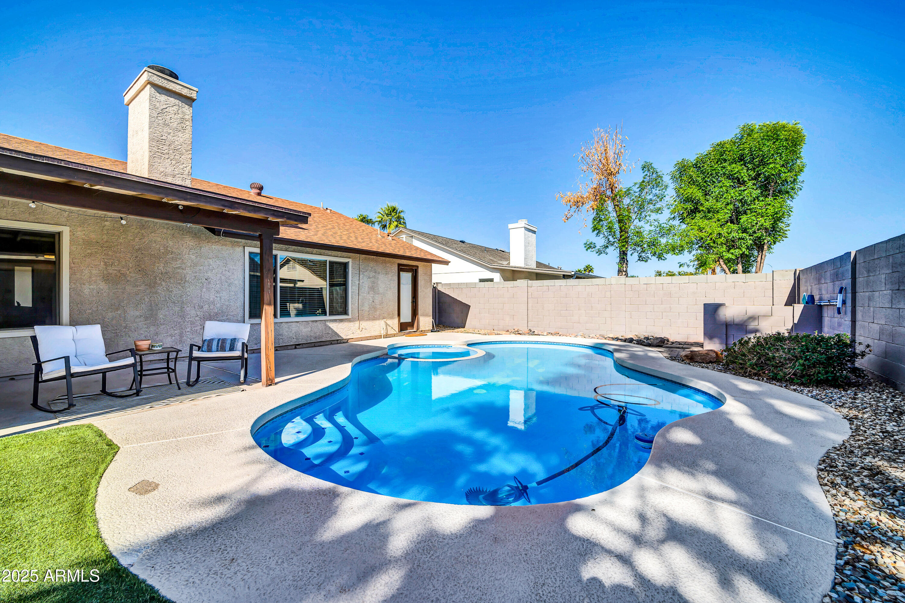 9127 W MAUNA LOA Lane