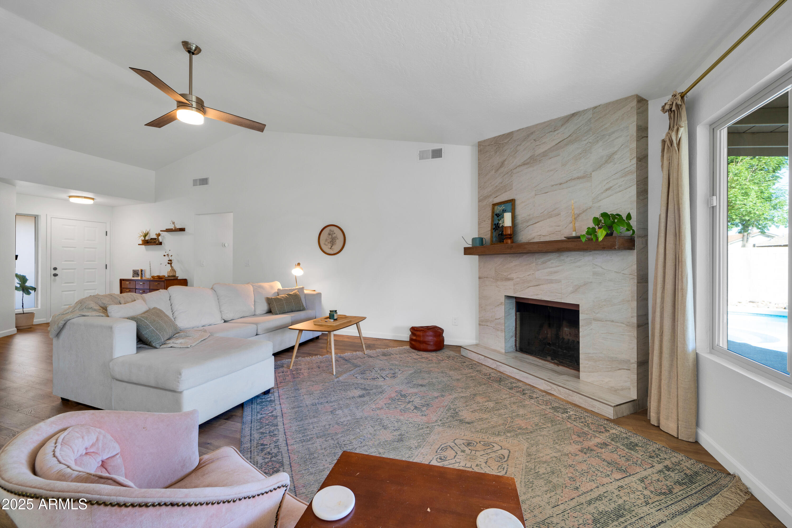 9127 W MAUNA LOA Lane