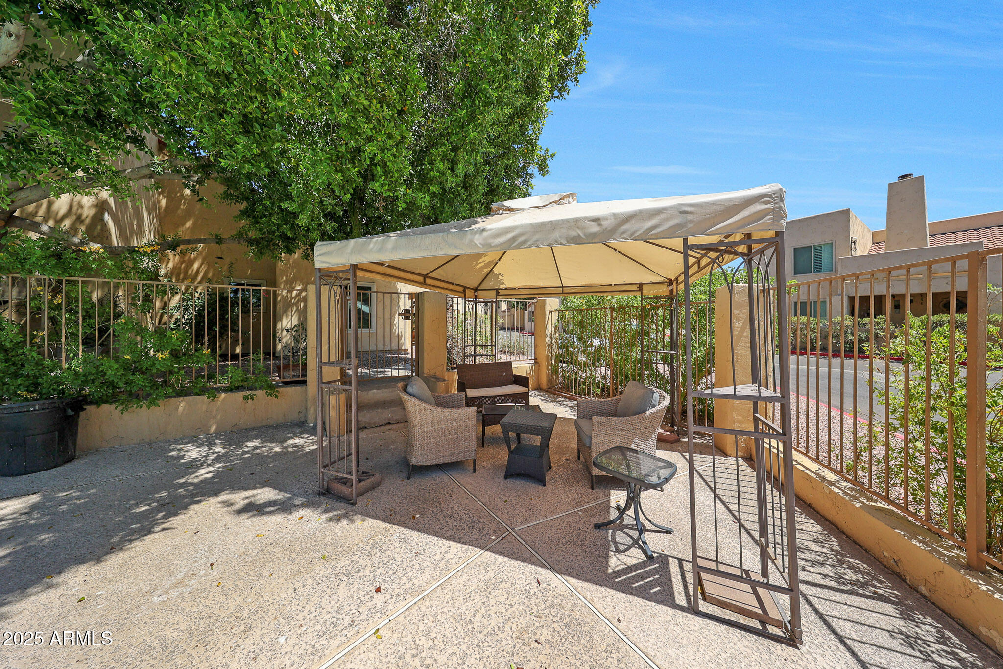 3441 N 31ST Street, 105
