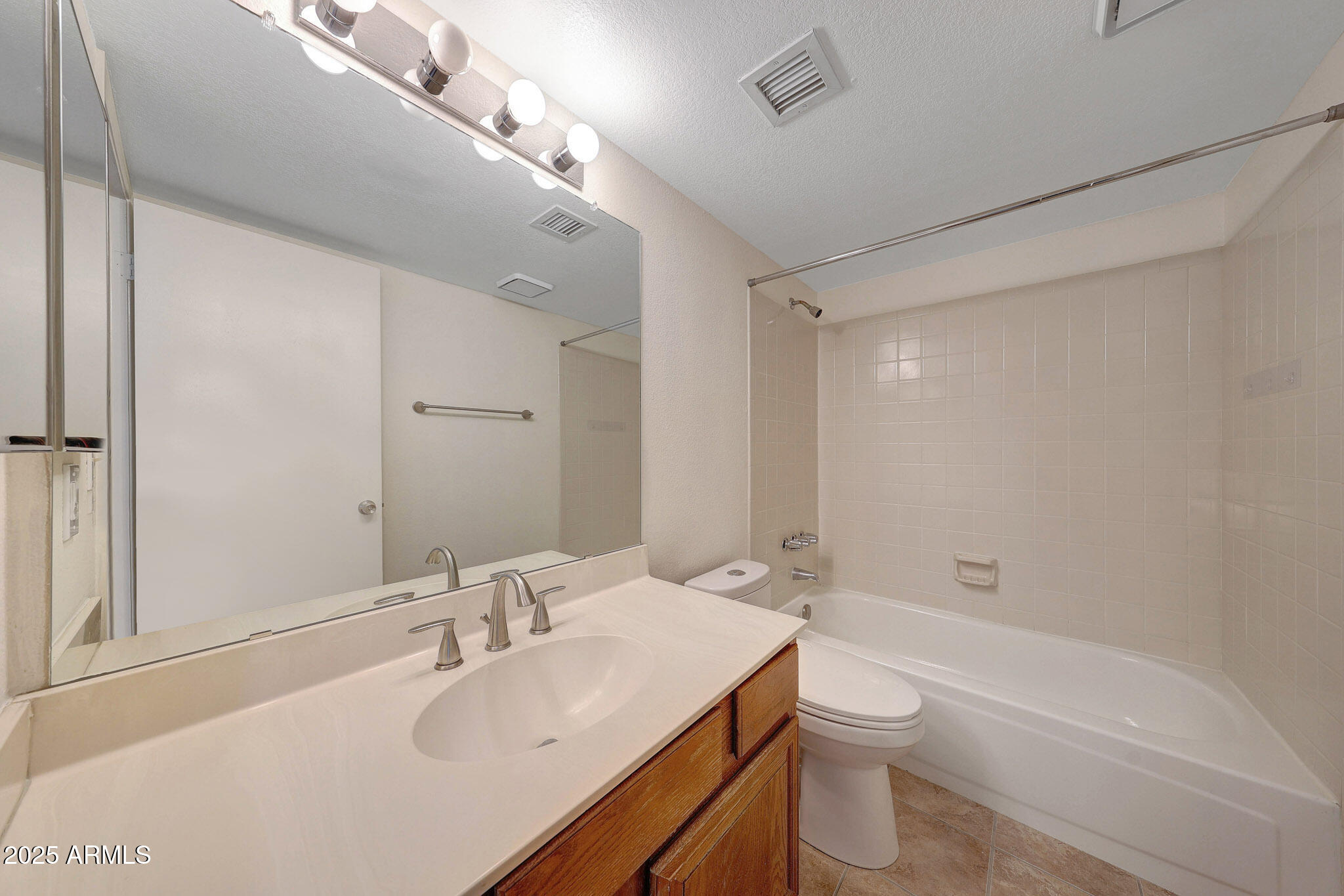 3441 N 31ST Street, 105