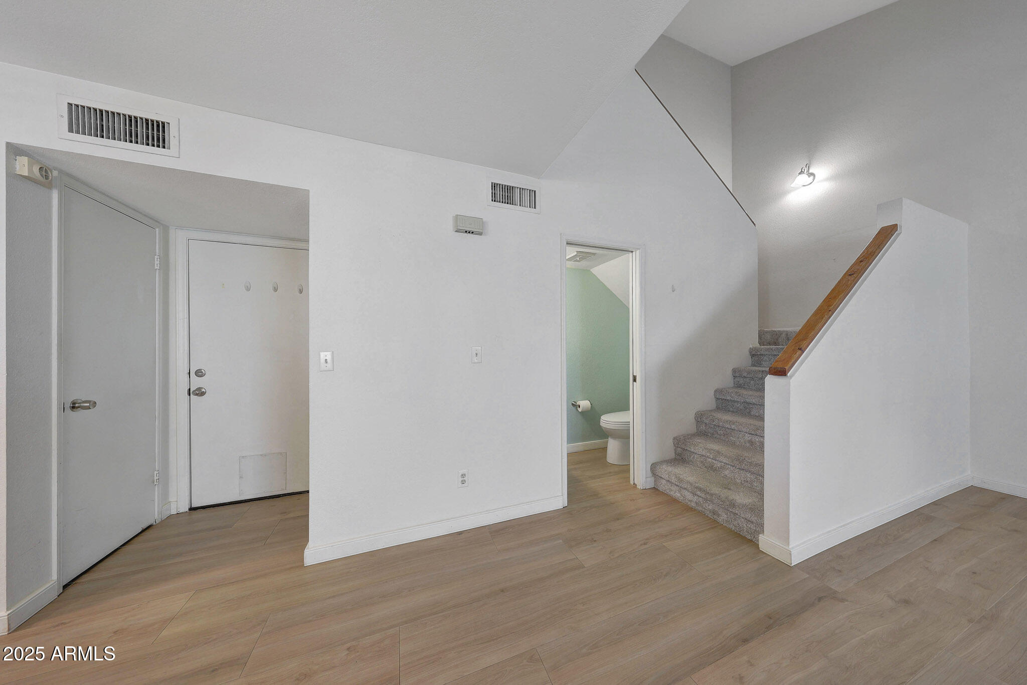 3441 N 31ST Street, 105