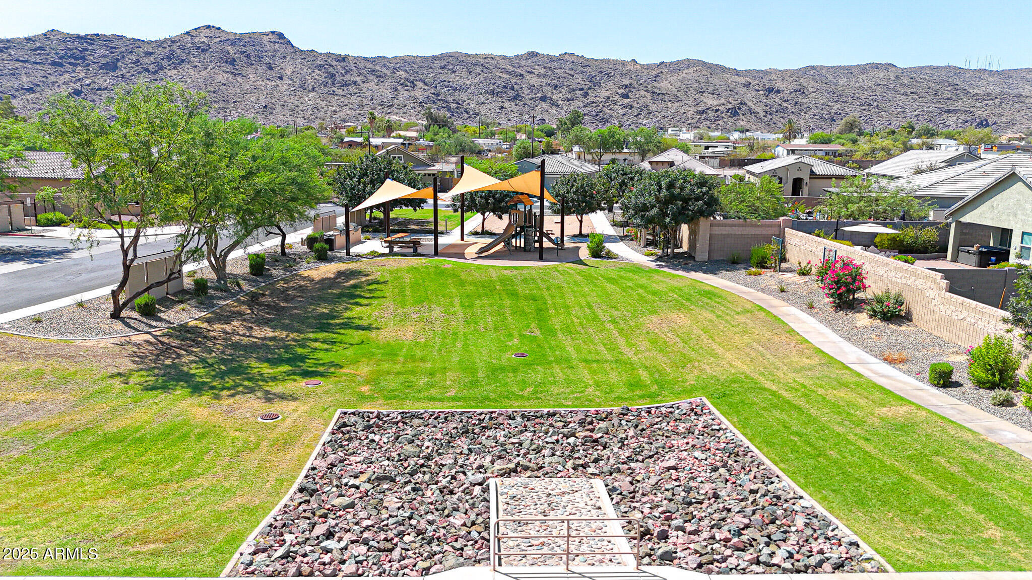 2306 E BRANHAM Lane