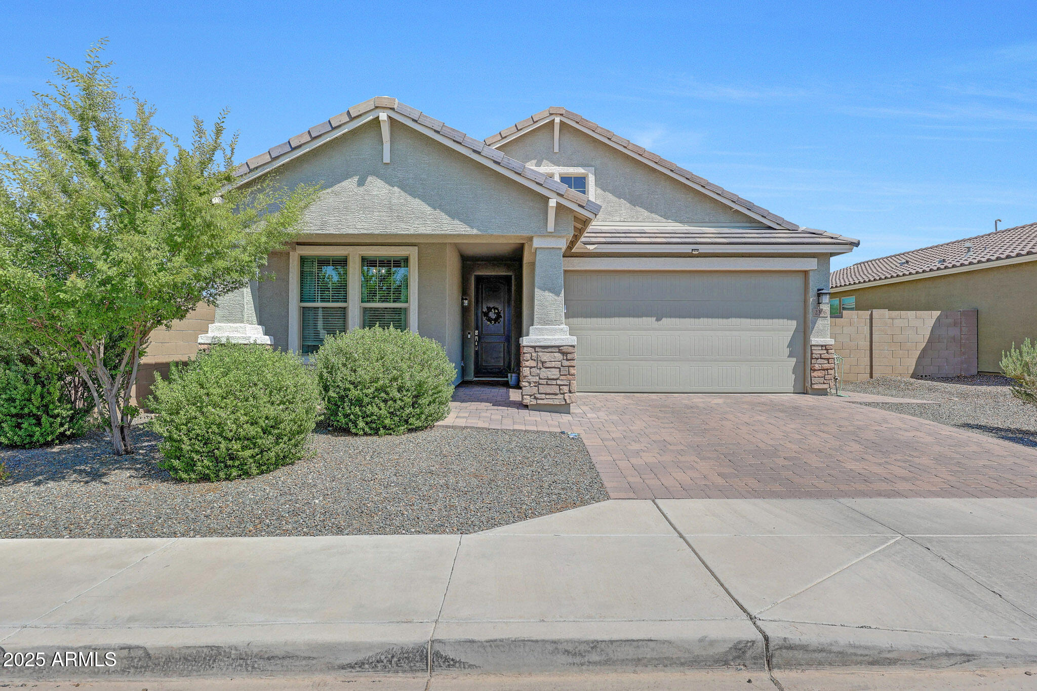 2306 E BRANHAM Lane