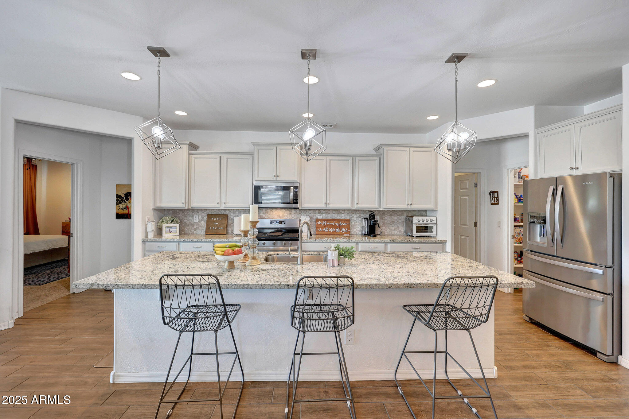 2306 E BRANHAM Lane