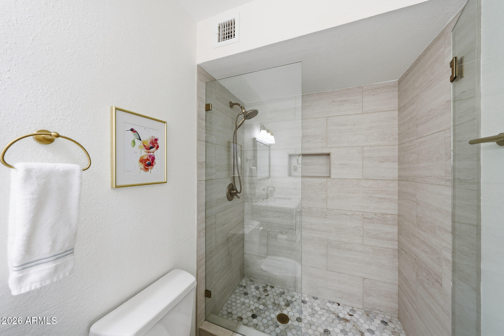 2647 E CHOLLA Street