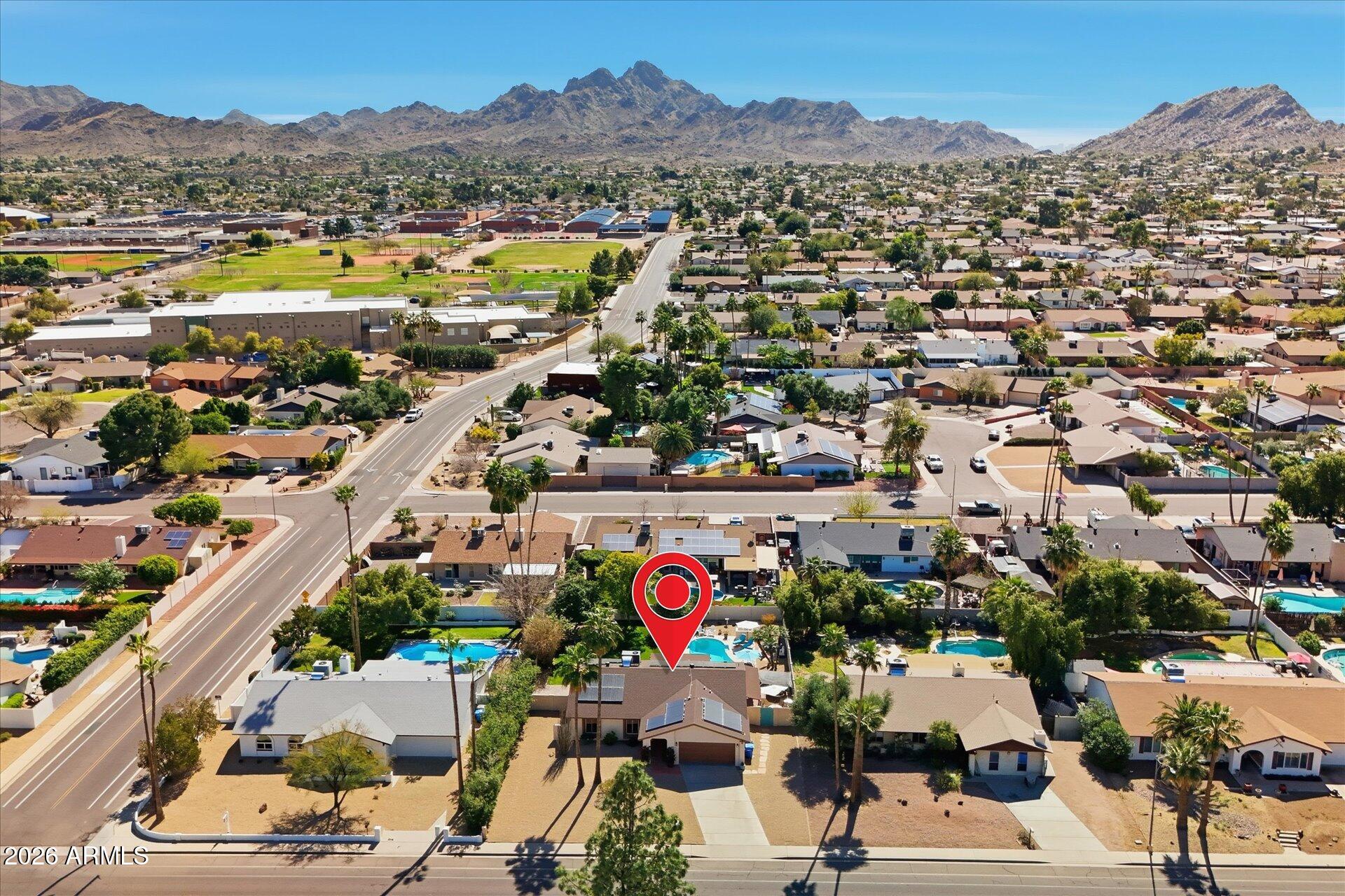 2647 E CHOLLA Street