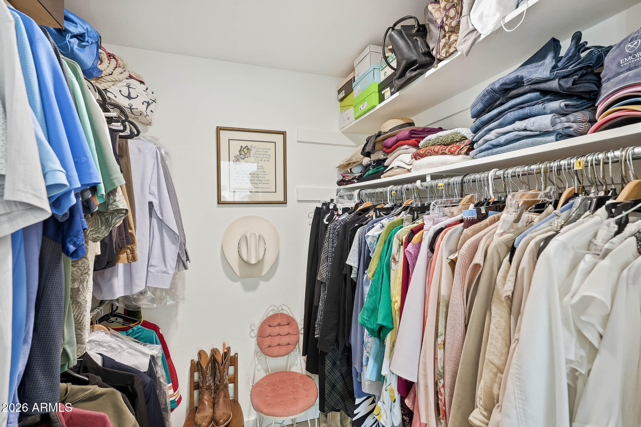 2647 E CHOLLA Street