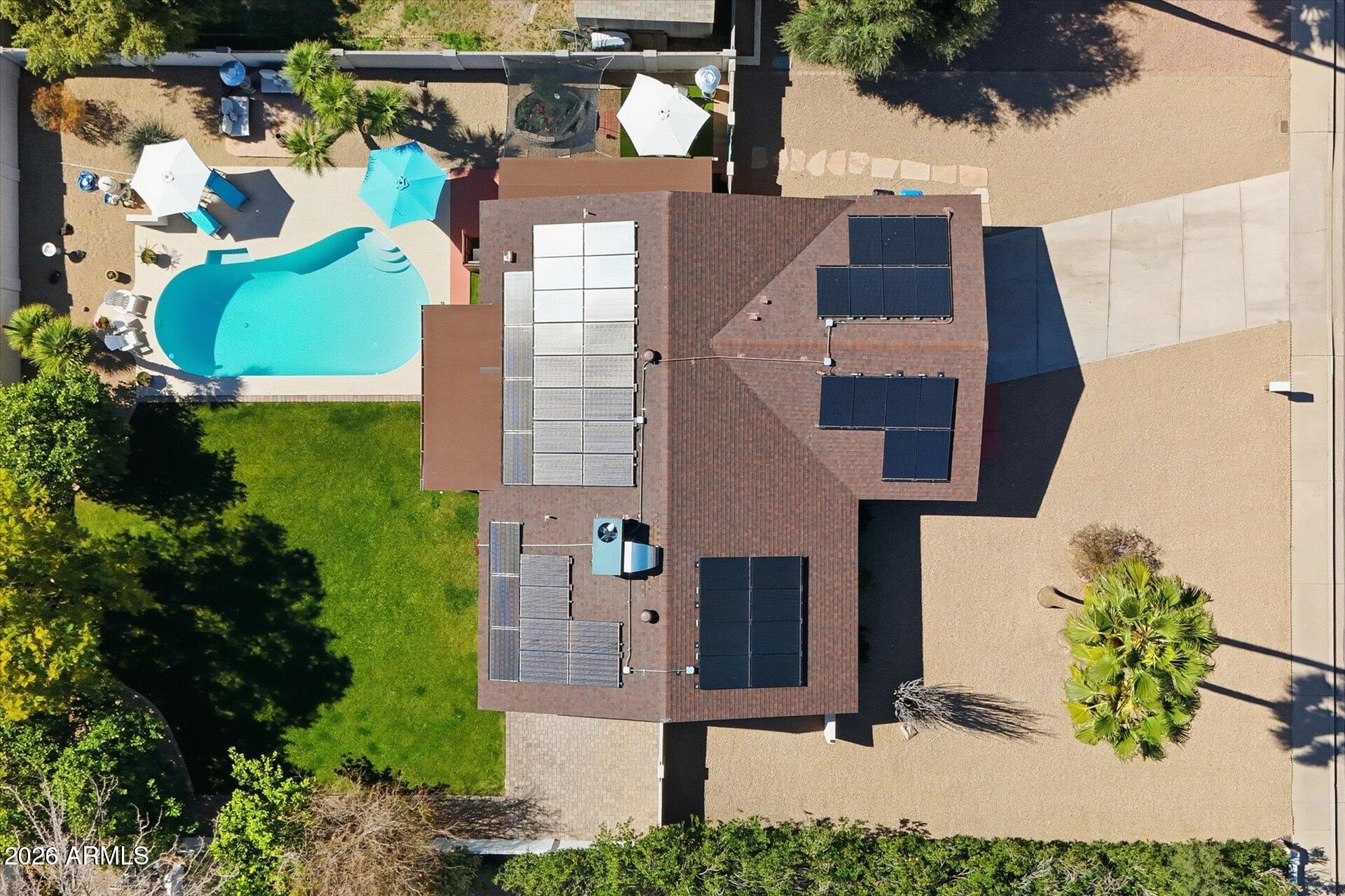 2647 E CHOLLA Street