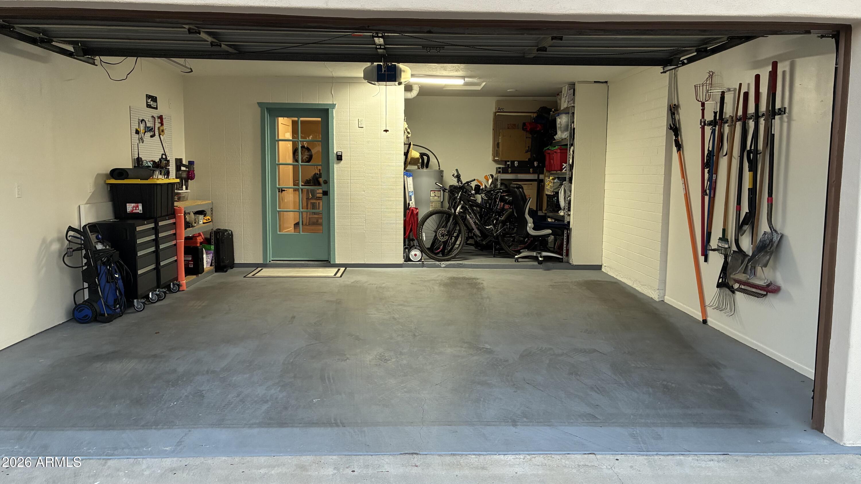 2647 E CHOLLA Street