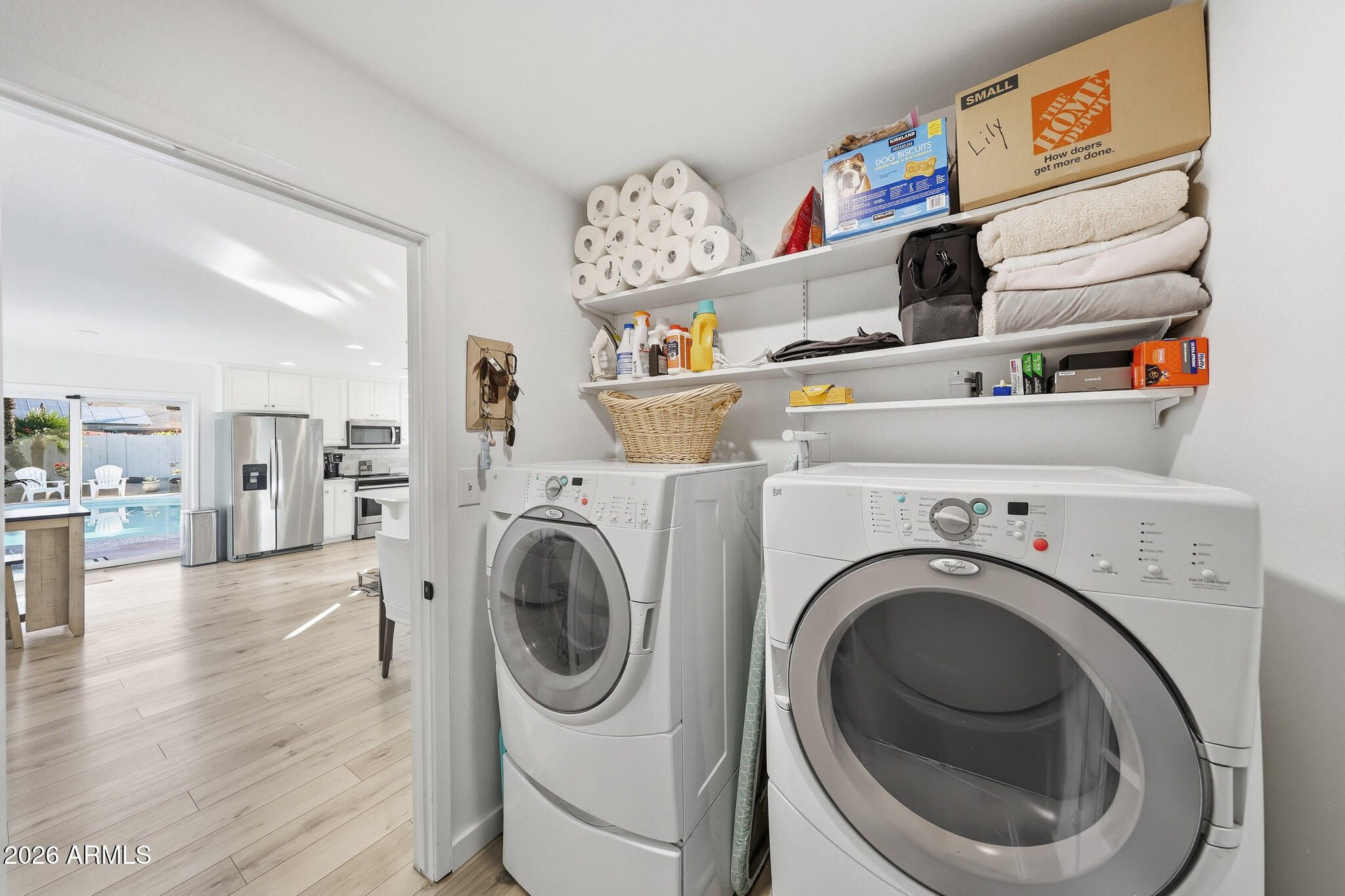 2647 E CHOLLA Street