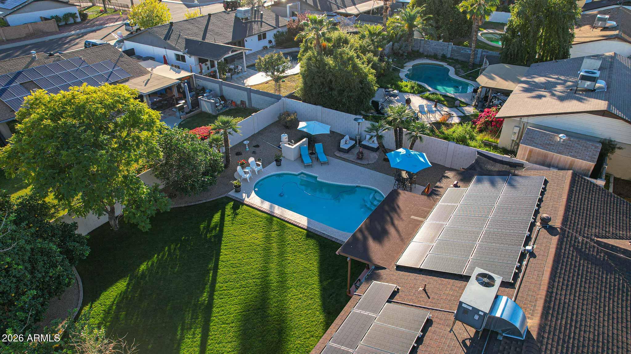 2647 E CHOLLA Street