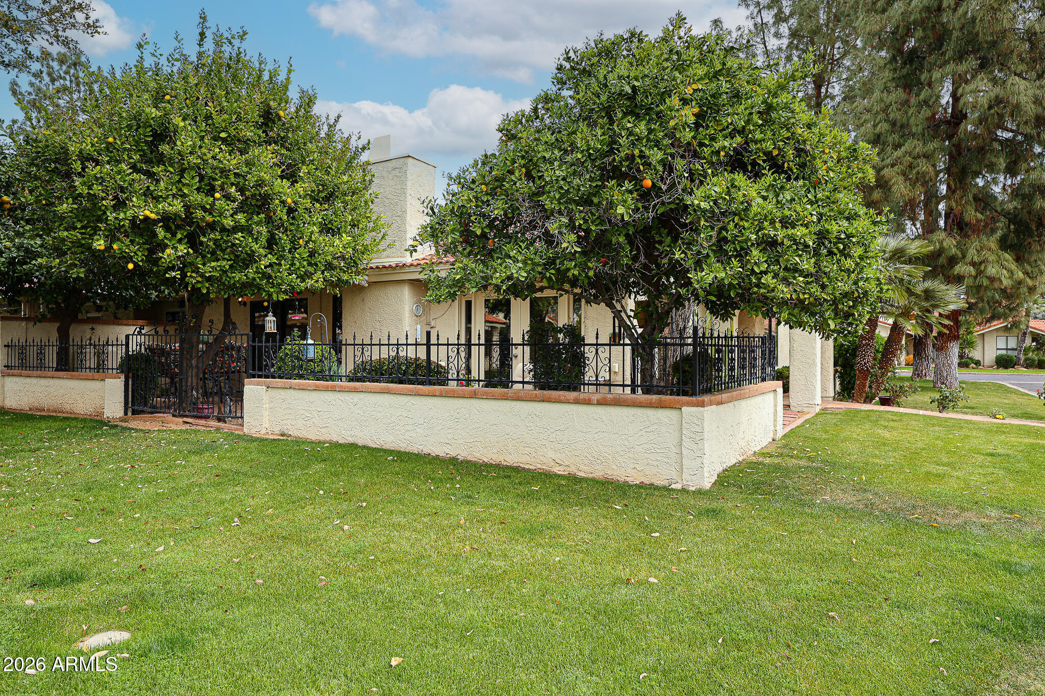 7720 N PINESVIEW Drive