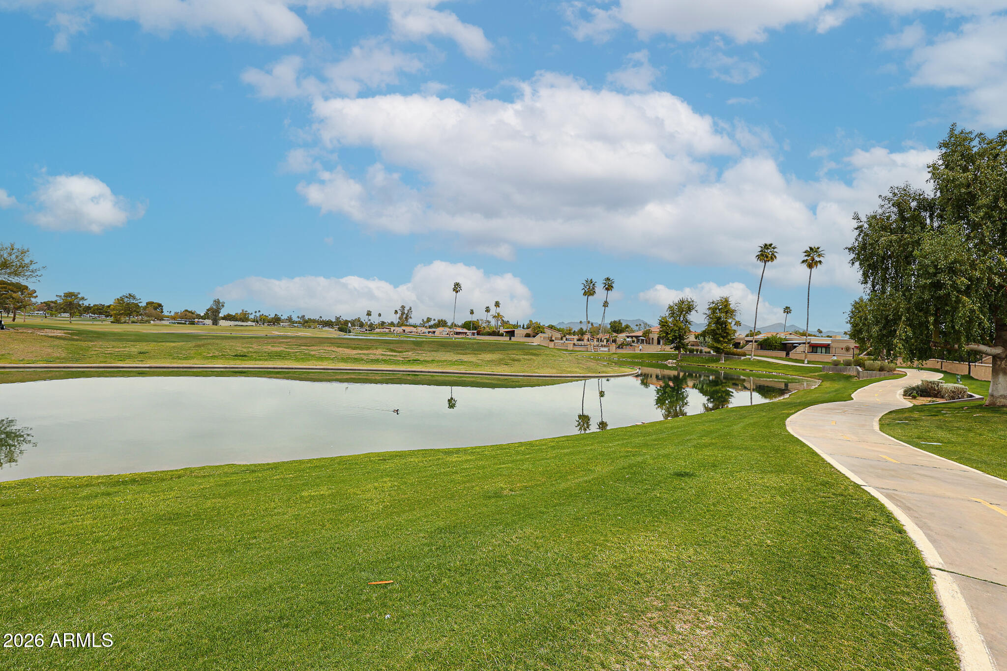 7720 N PINESVIEW Drive