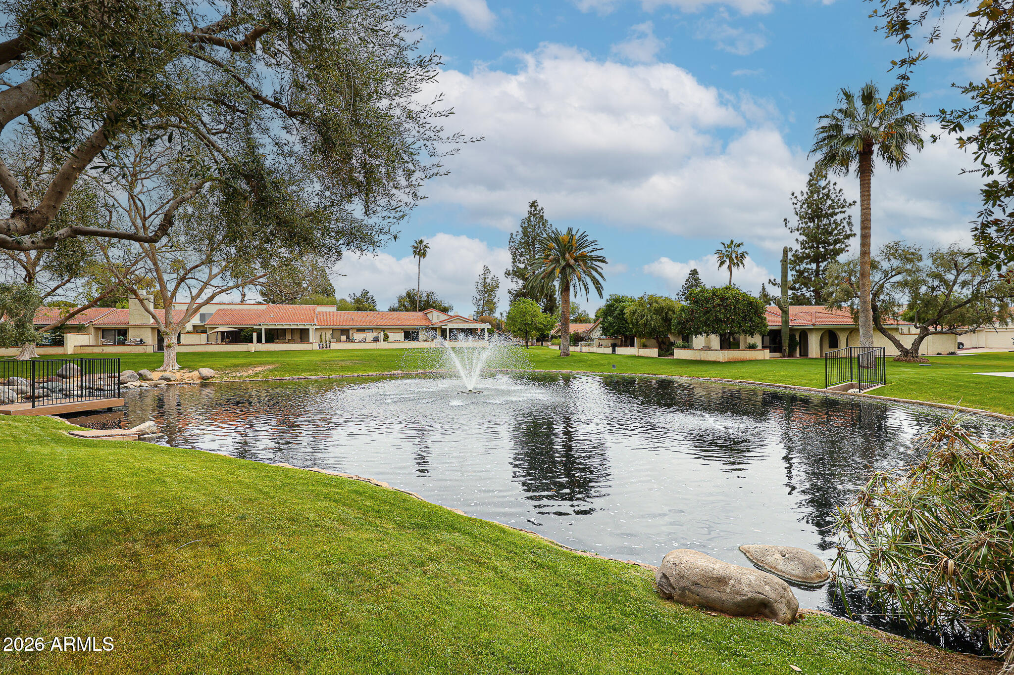 7720 N PINESVIEW Drive