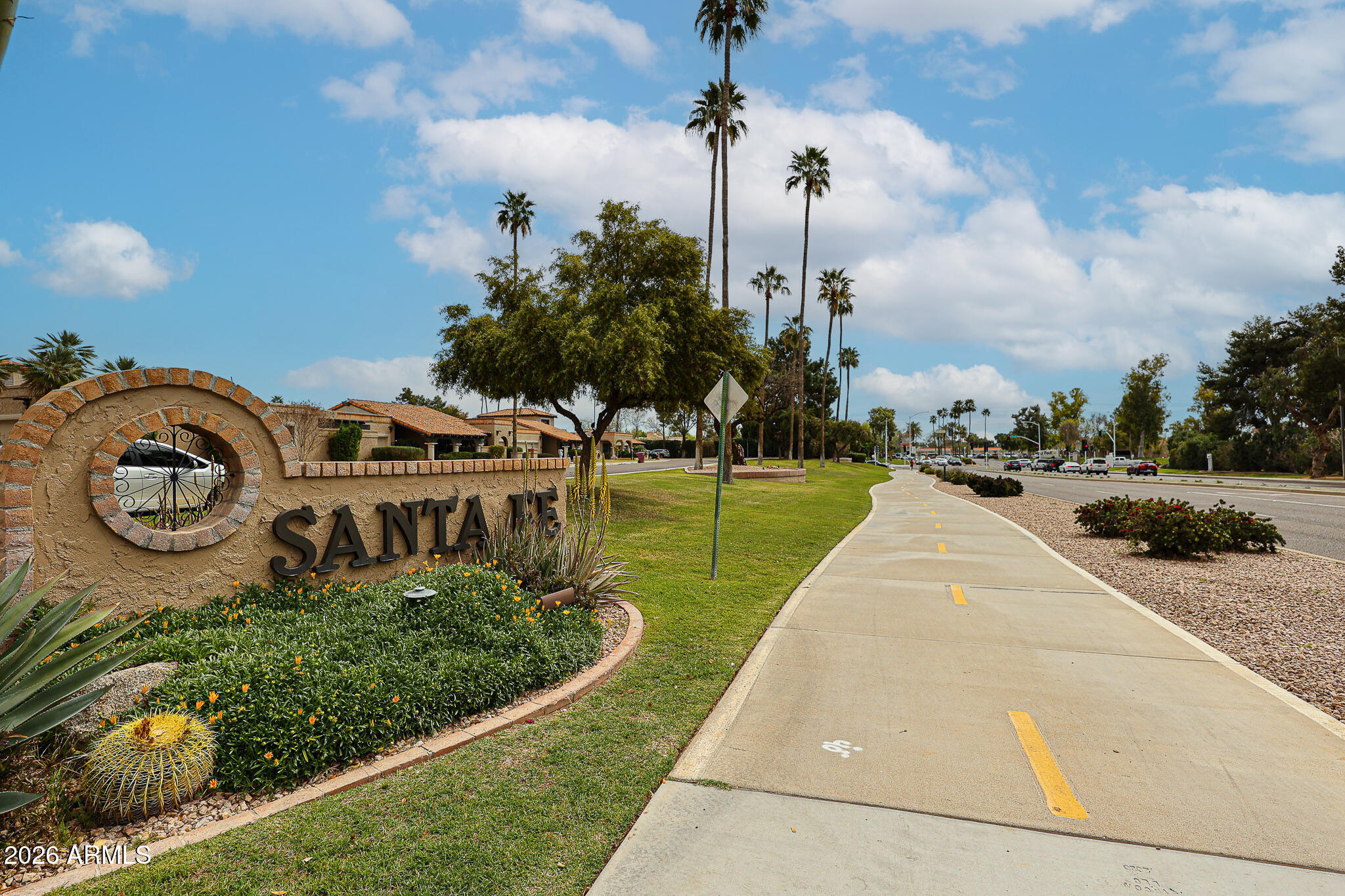 7720 N PINESVIEW Drive