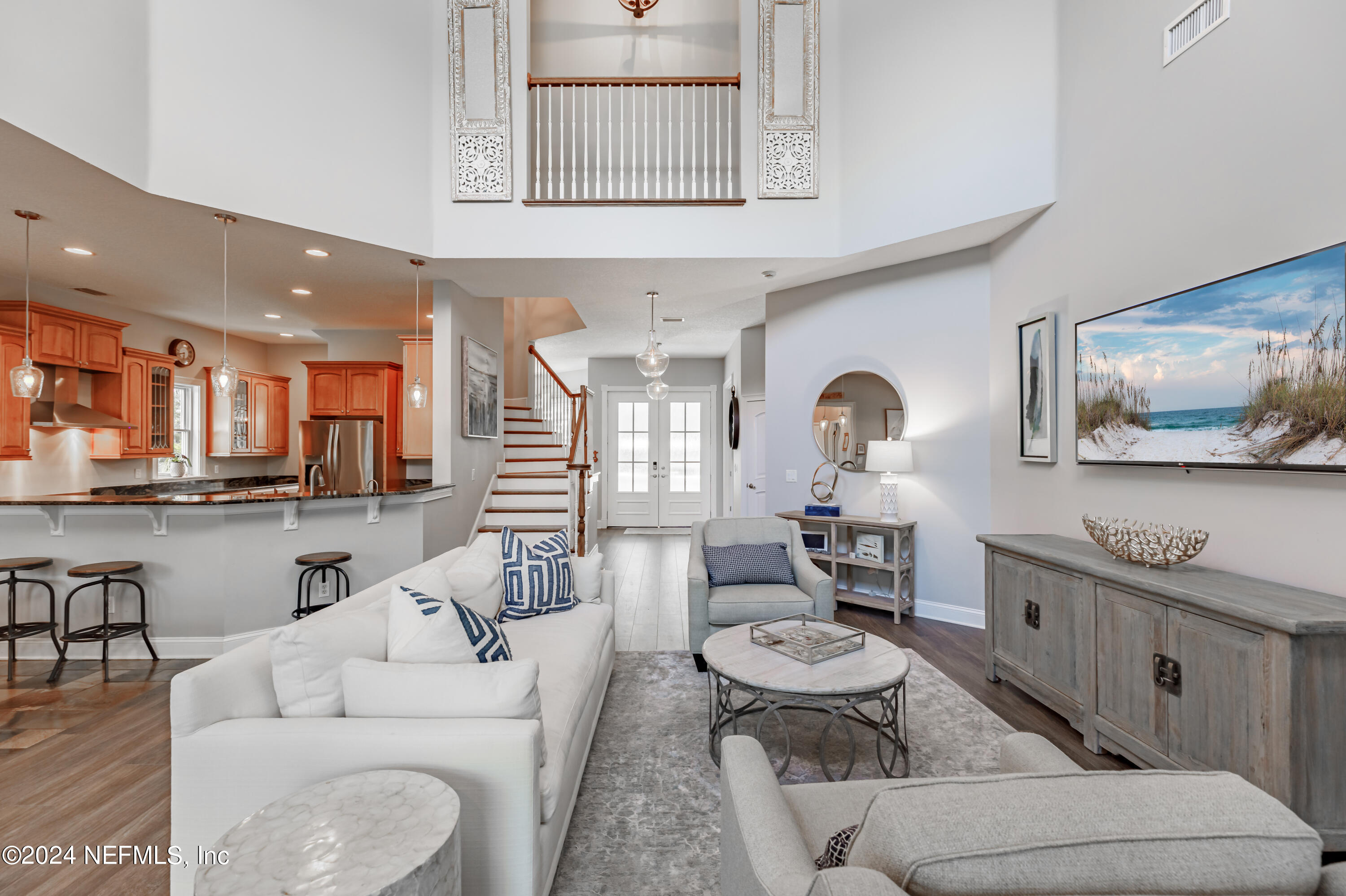 36 ROSCOE Boulevard N