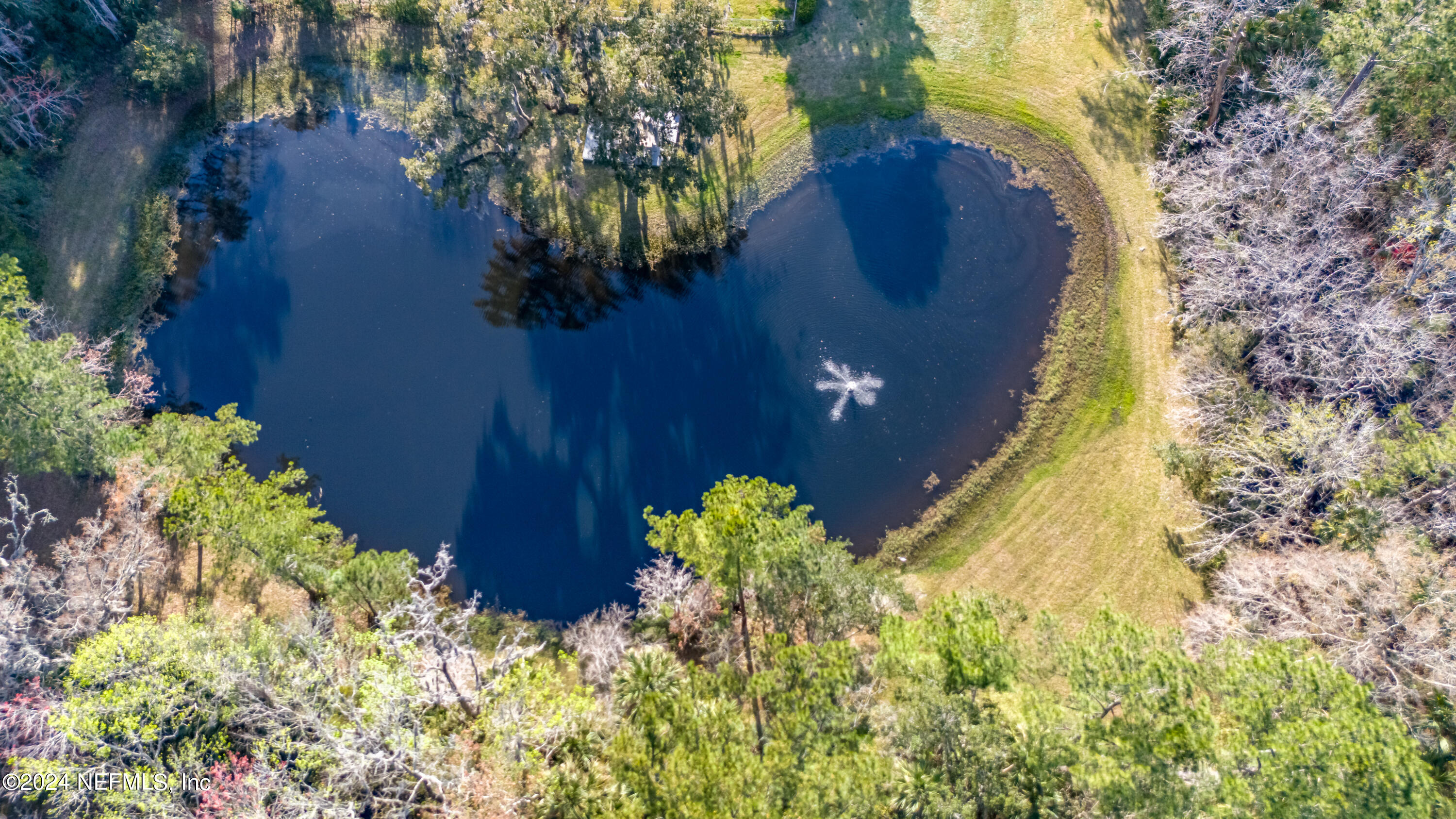 36 ROSCOE Boulevard N