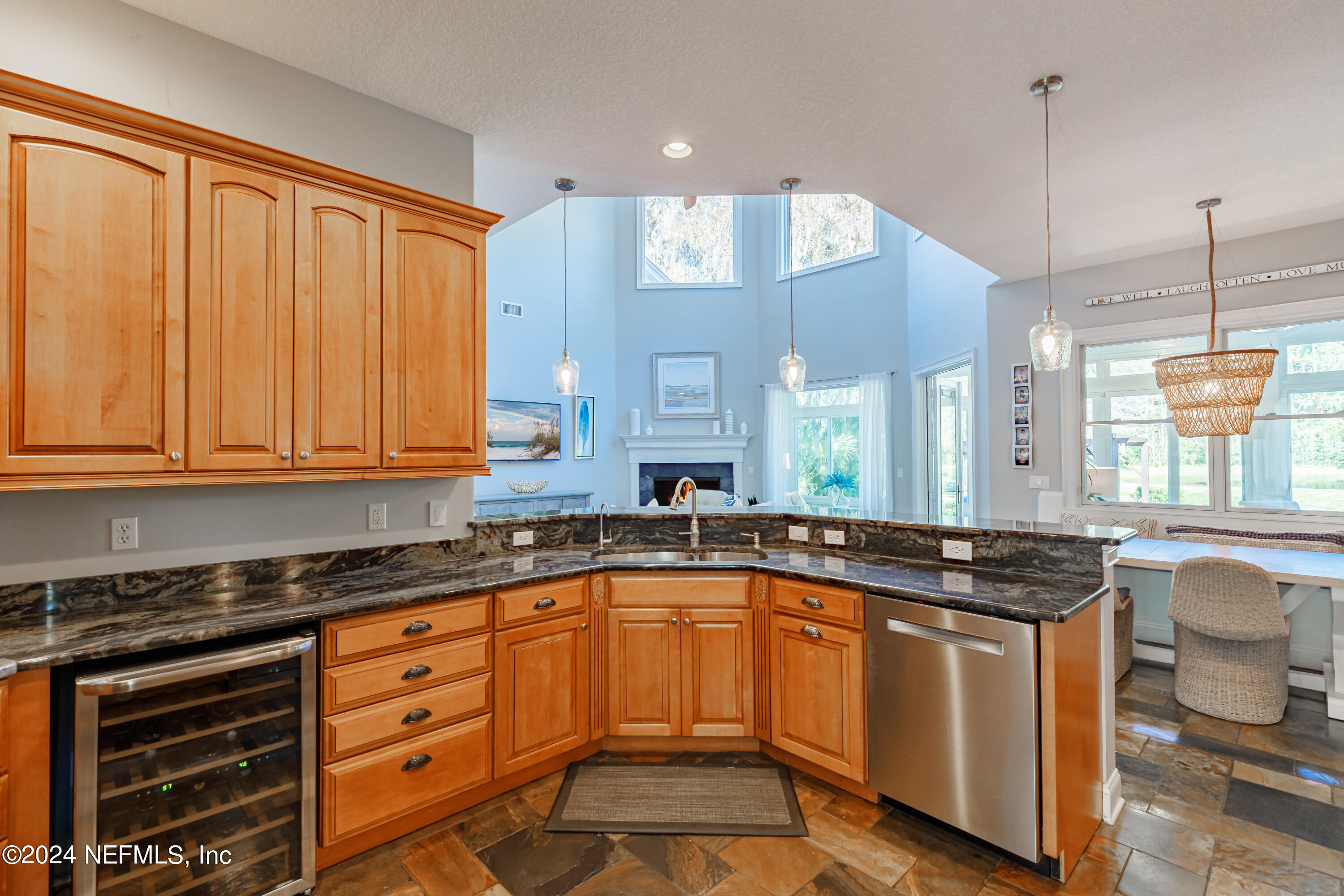 36 ROSCOE Boulevard N