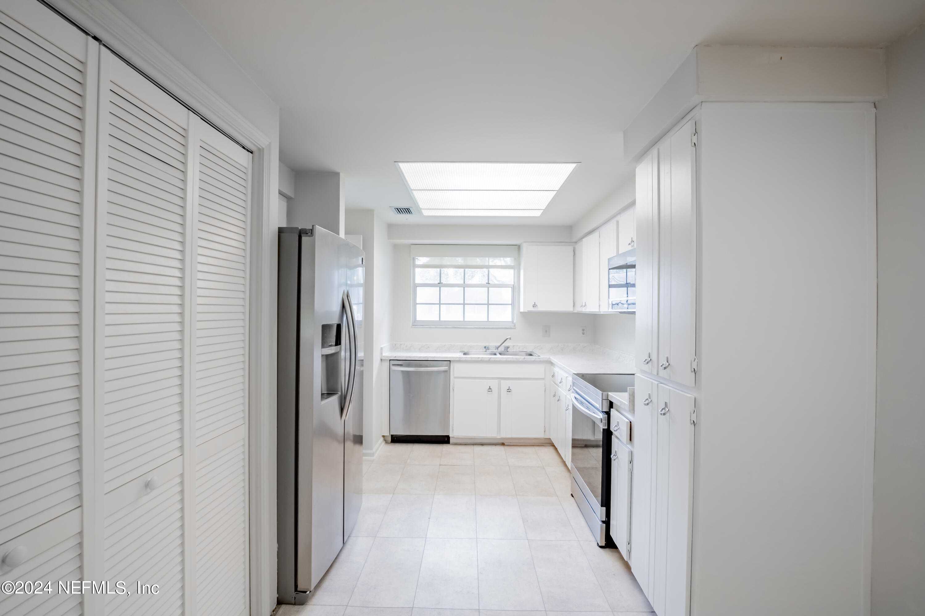 9252 SAN JOSE Boulevard, 4303