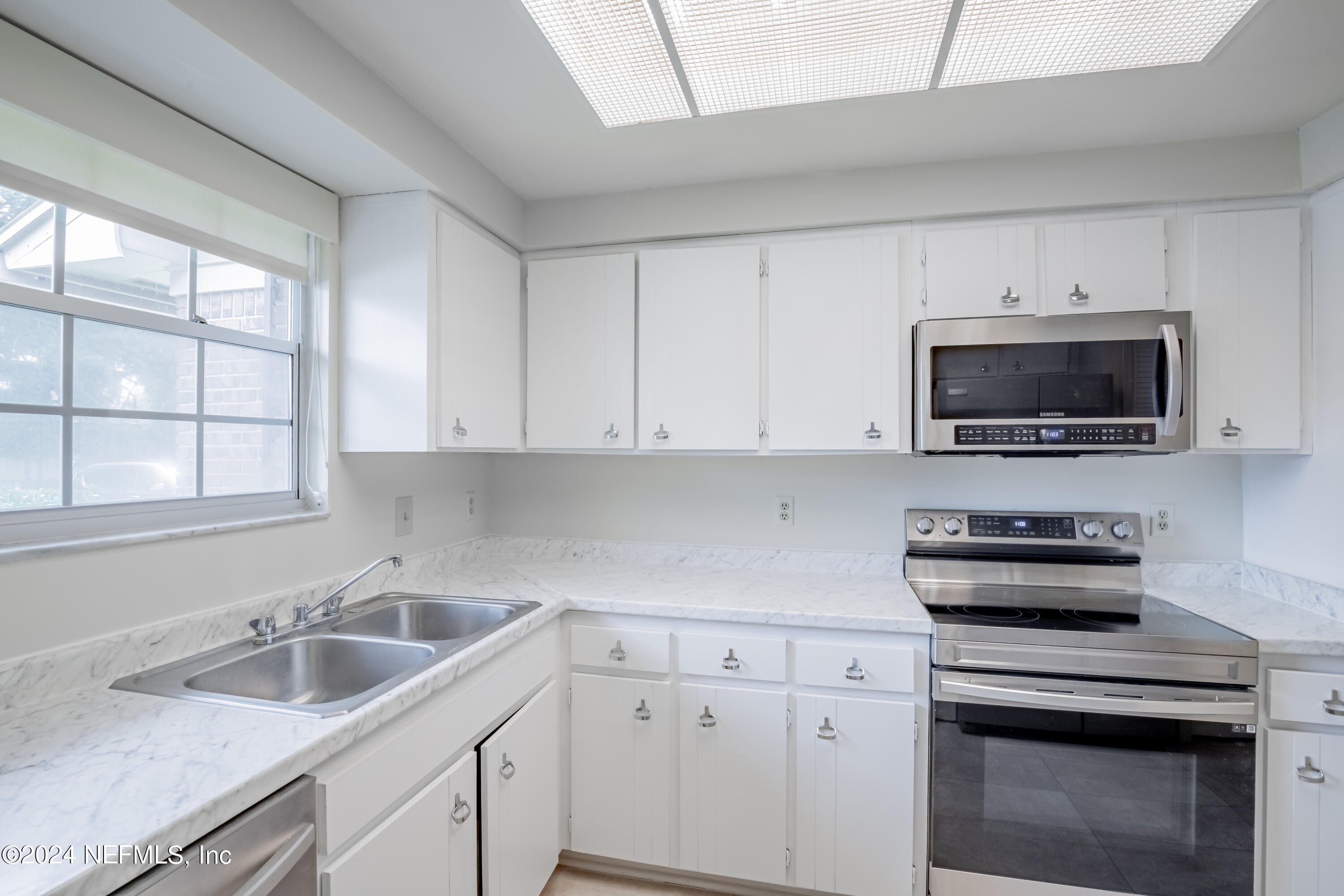 9252 SAN JOSE Boulevard, 4303
