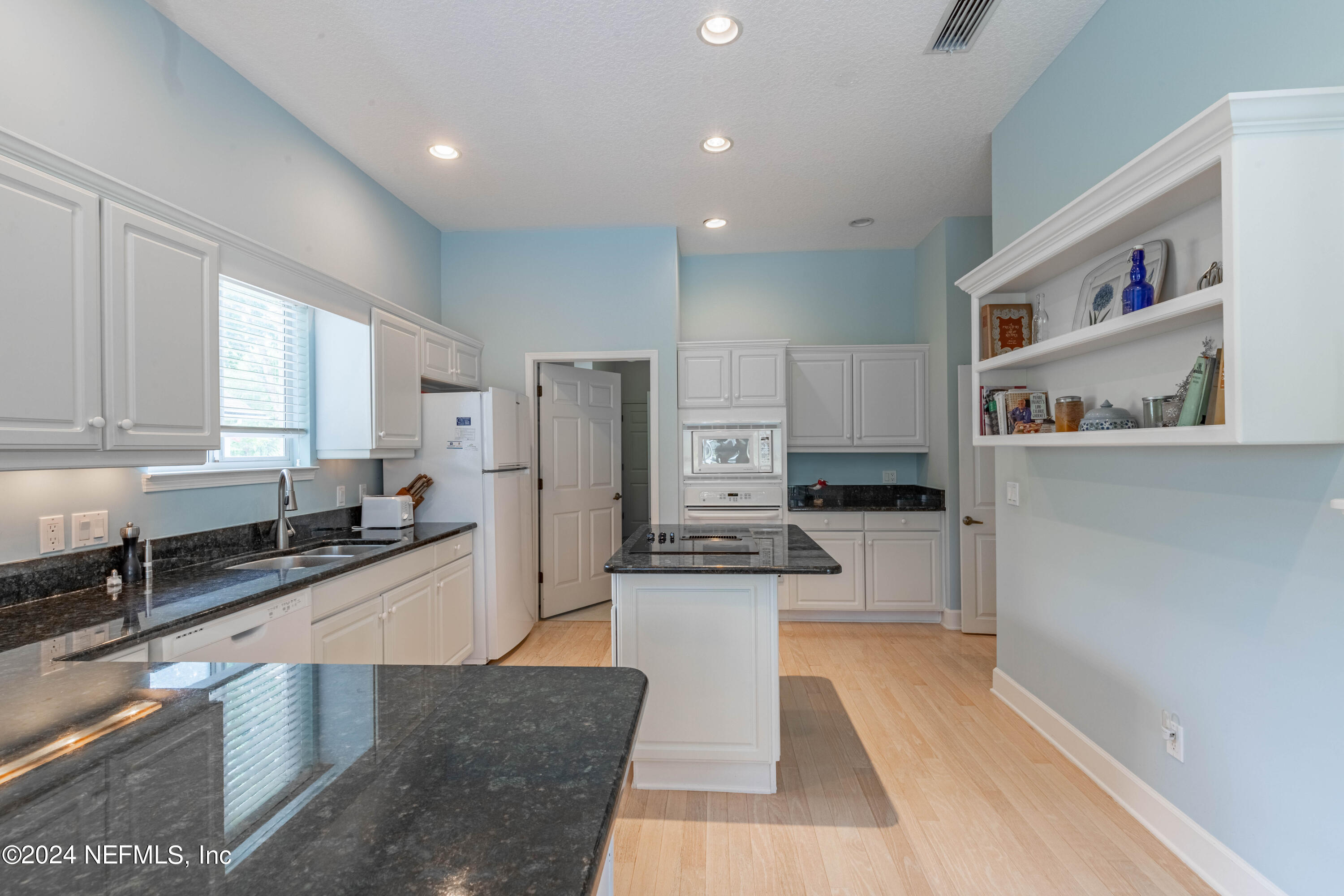 108 HIDDEN COVE Lane