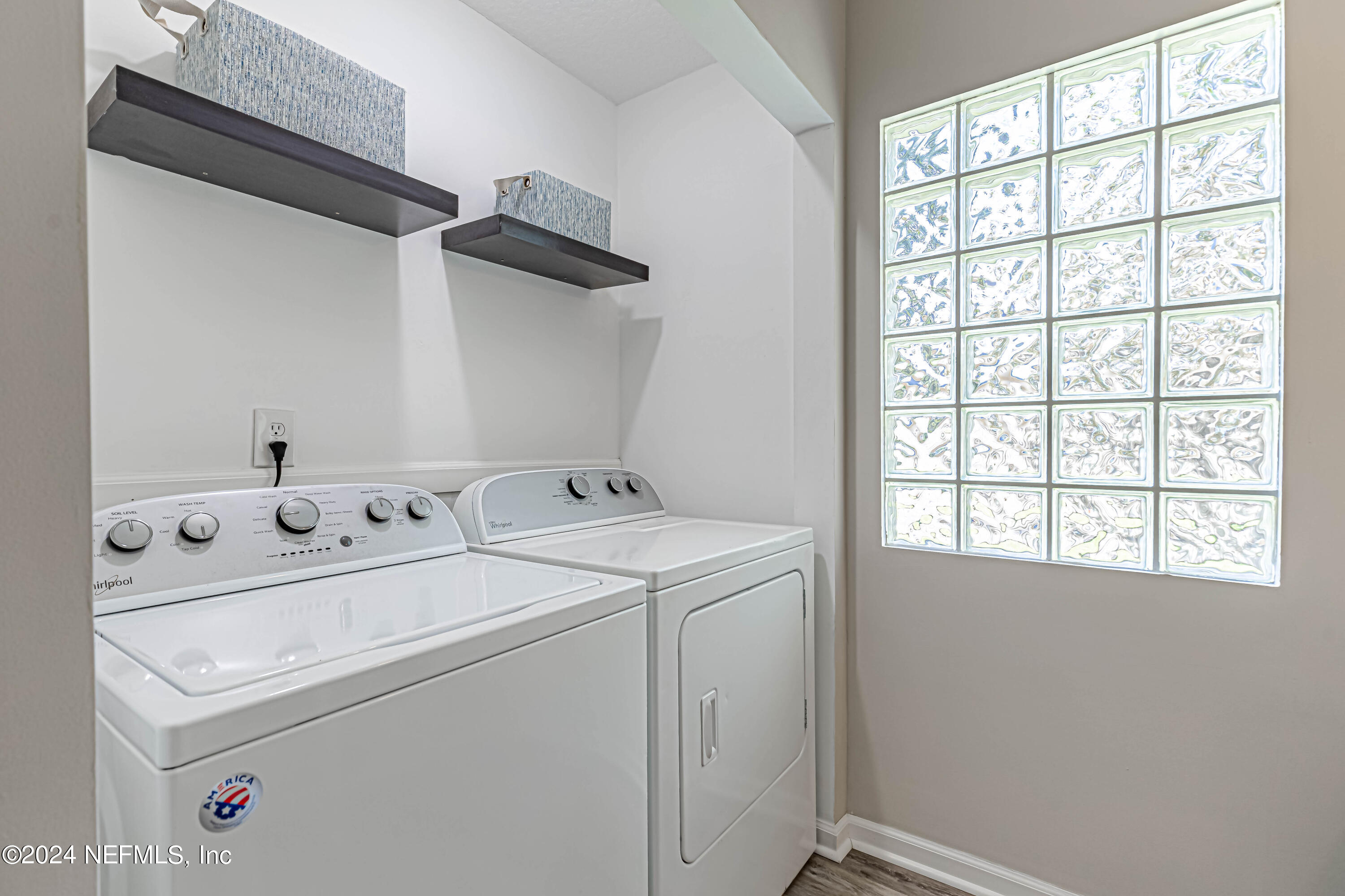 144 SHELBYS COVE Court