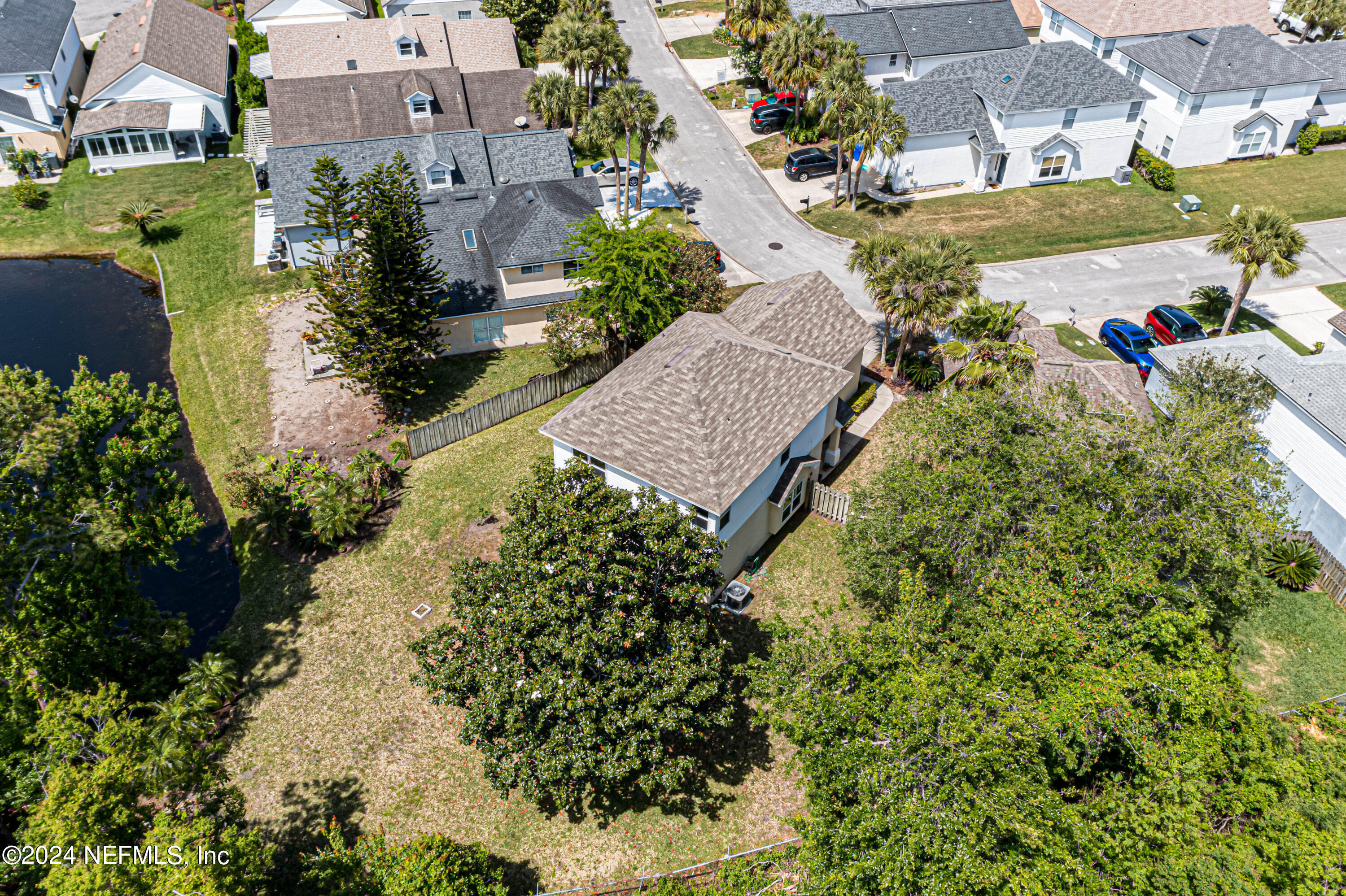 144 SHELBYS COVE Court