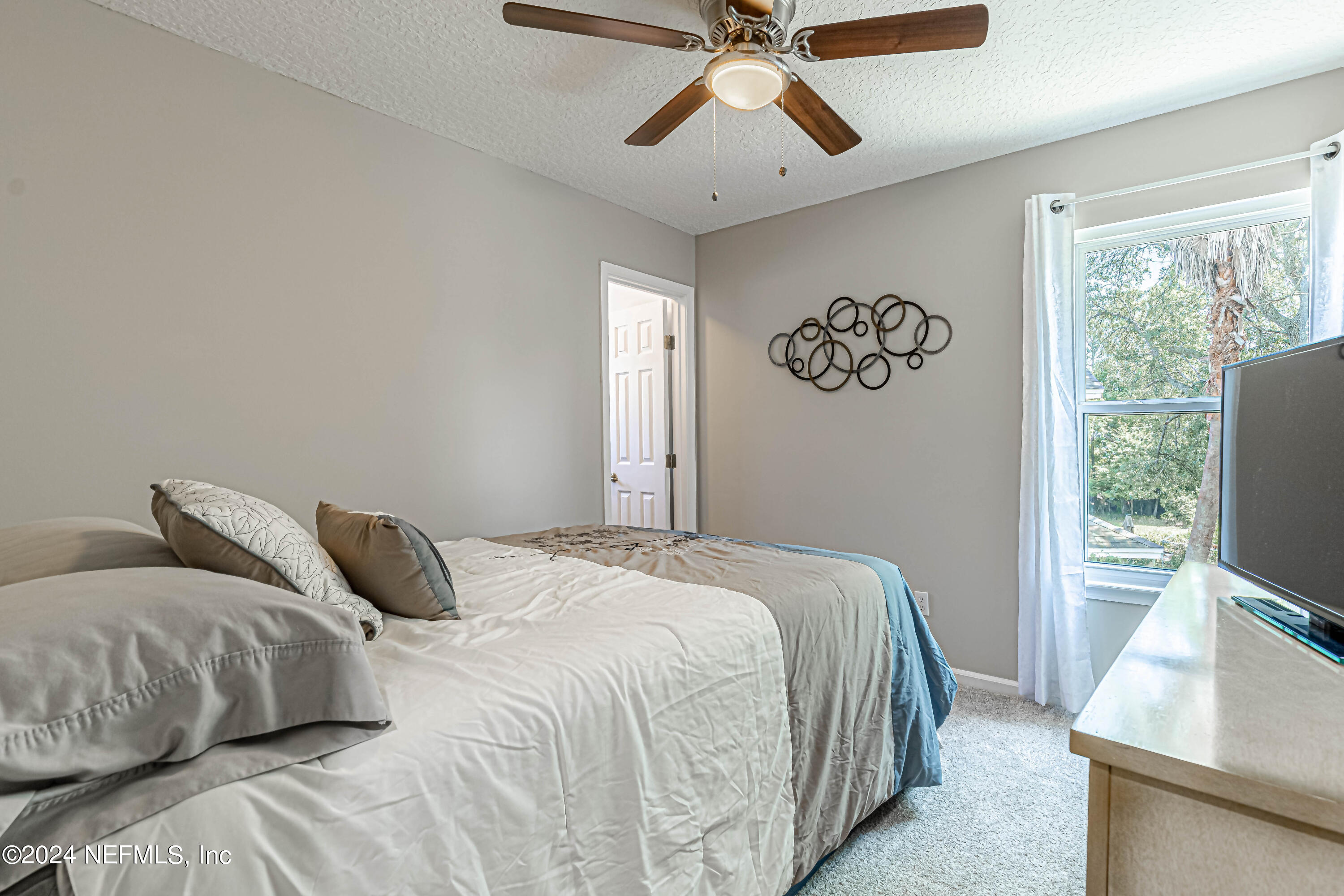 144 SHELBYS COVE Court