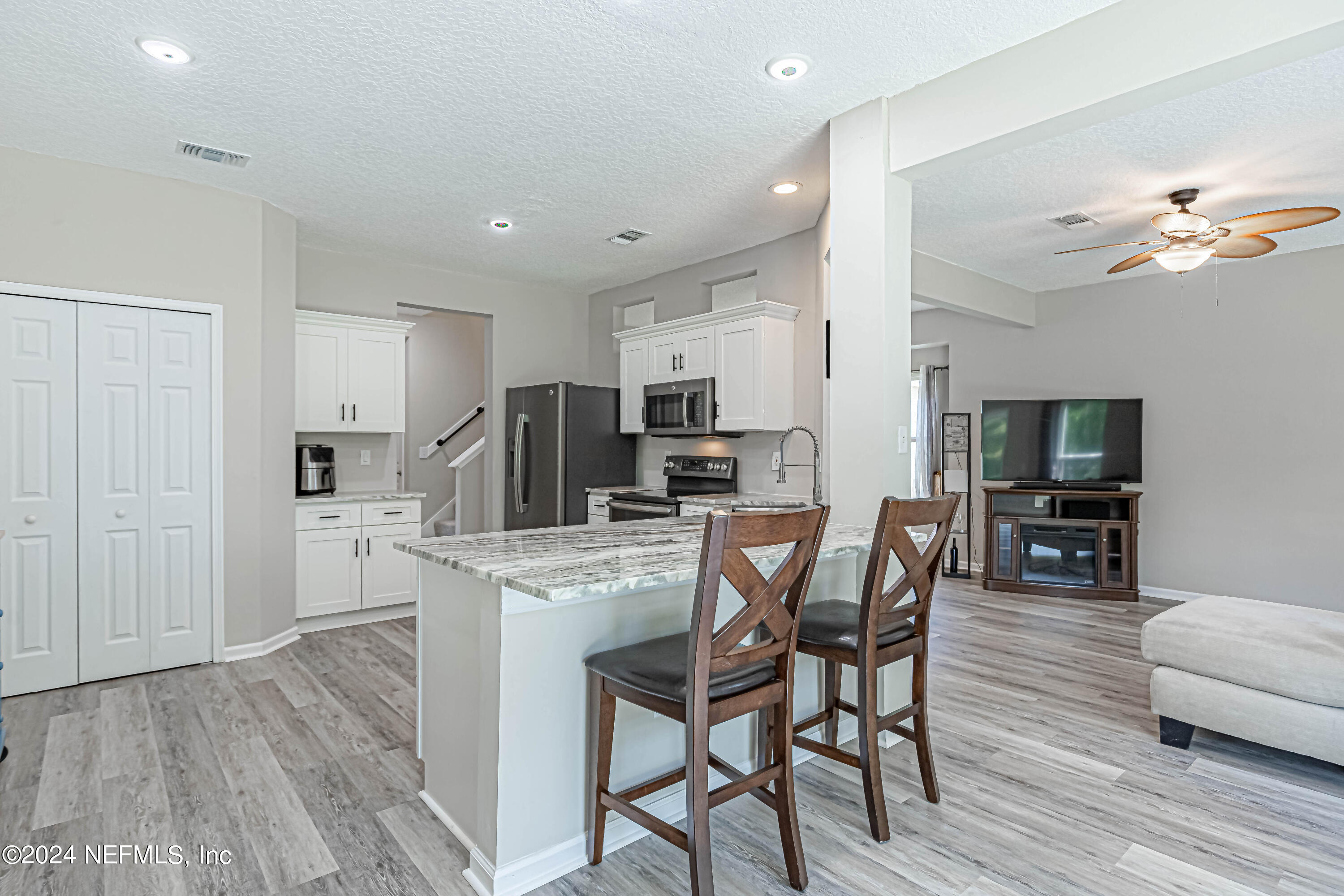 144 SHELBYS COVE Court