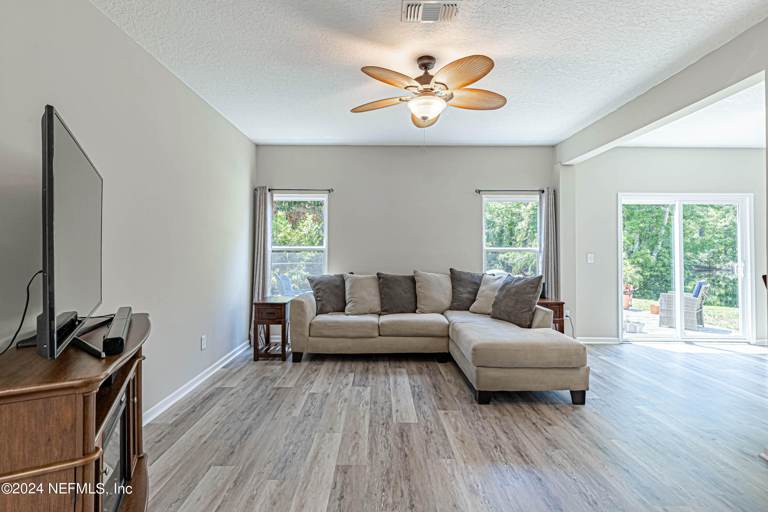 144 SHELBYS COVE Court