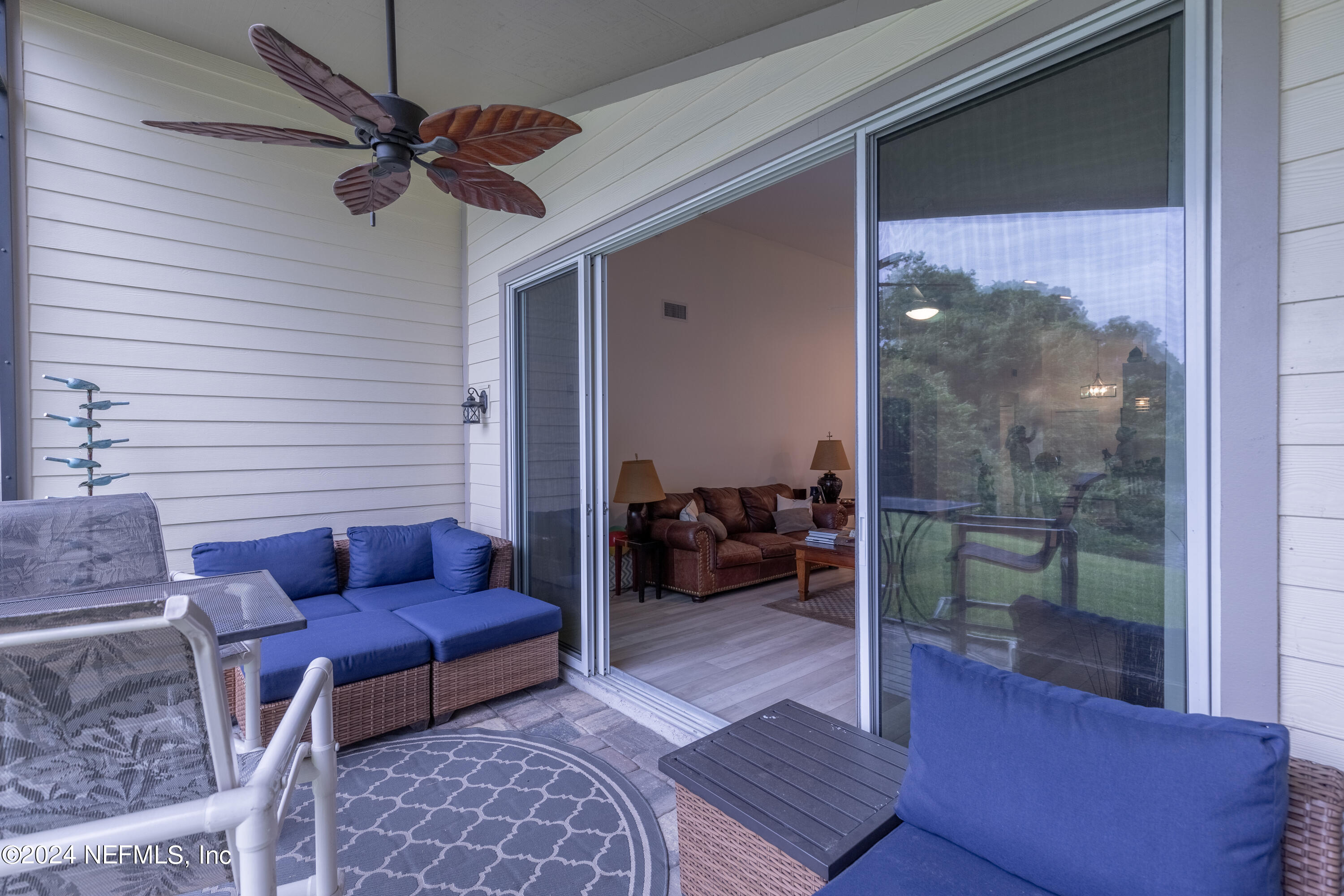 208 CROSSTERN Court