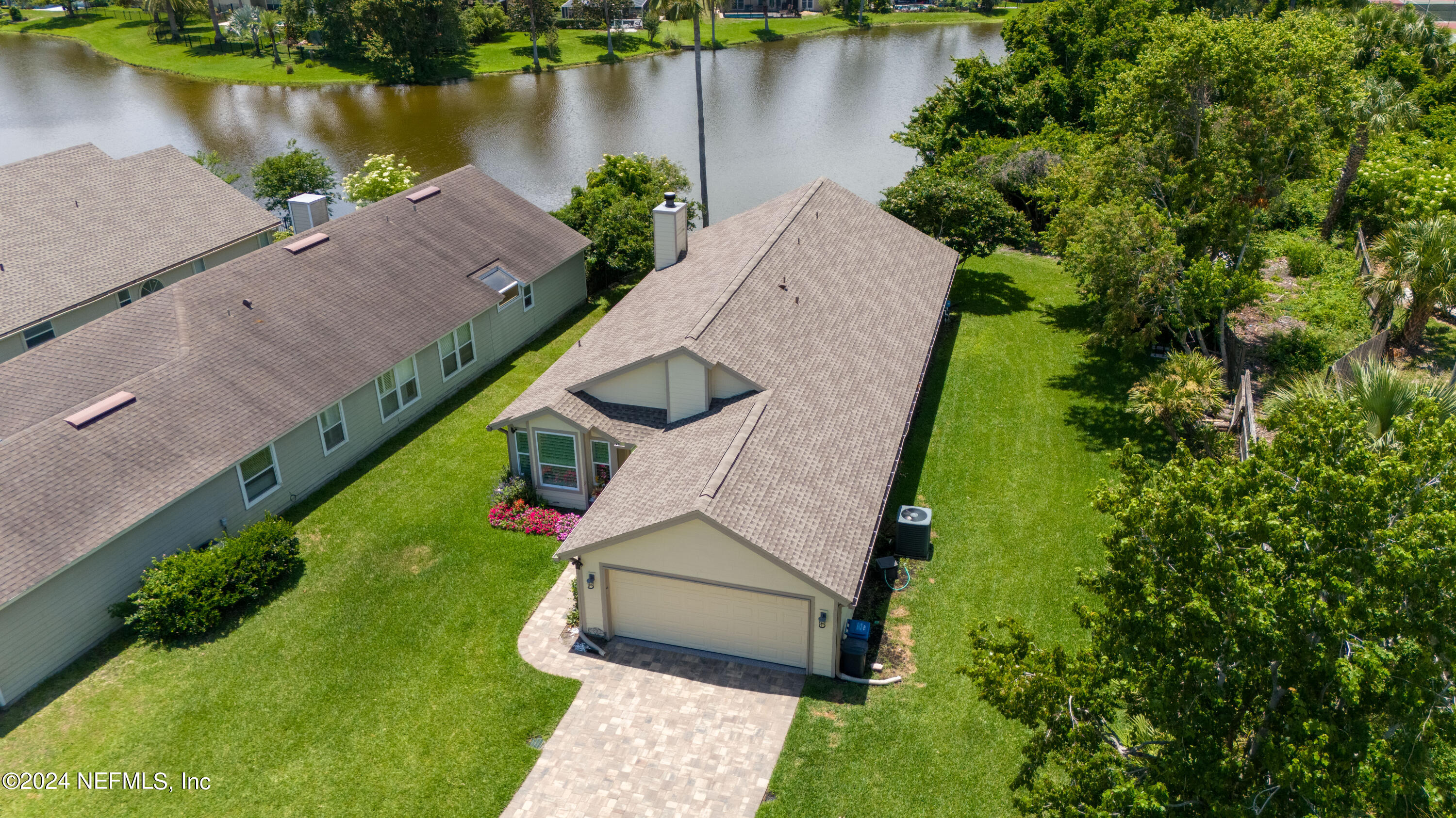 208 CROSSTERN Court