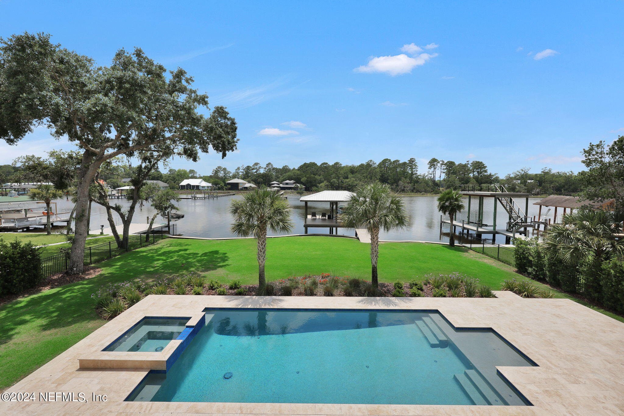 347 S ROSCOE Boulevard