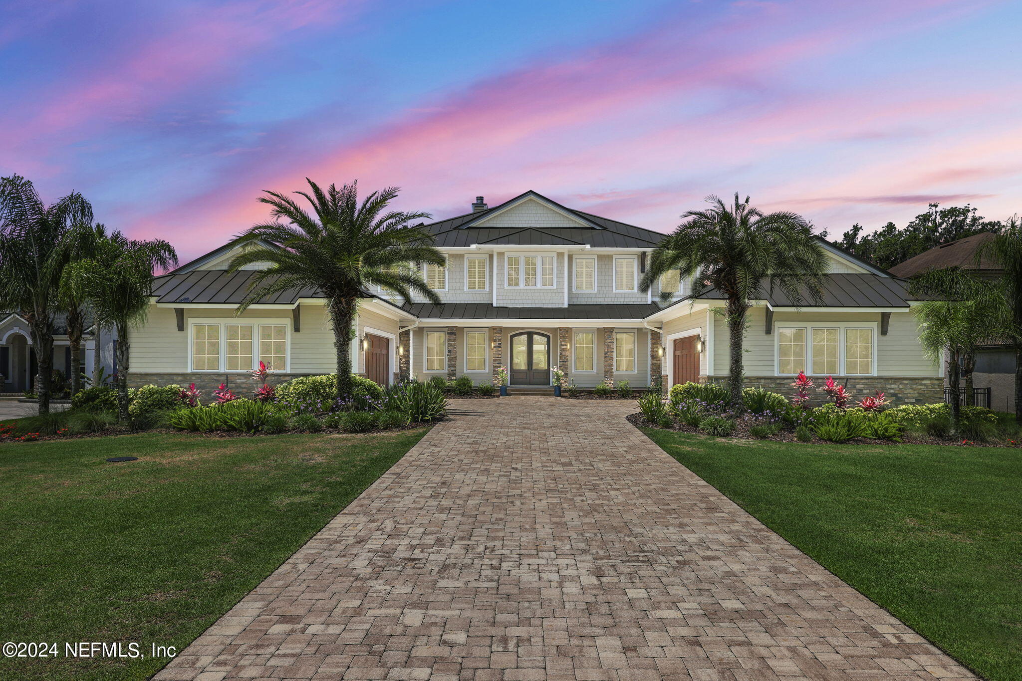 347 S ROSCOE Boulevard