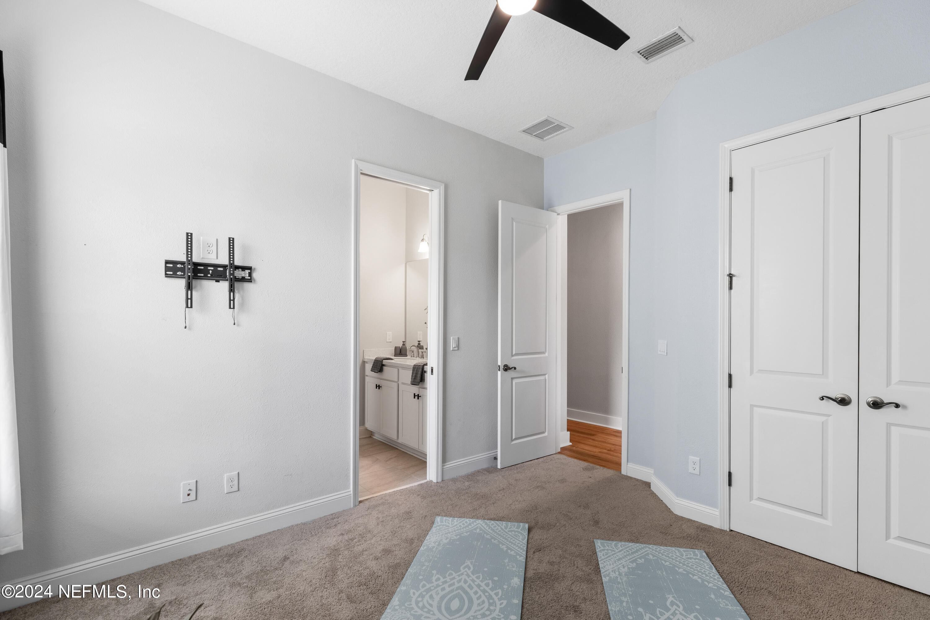 211 QUAIL VISTA Drive