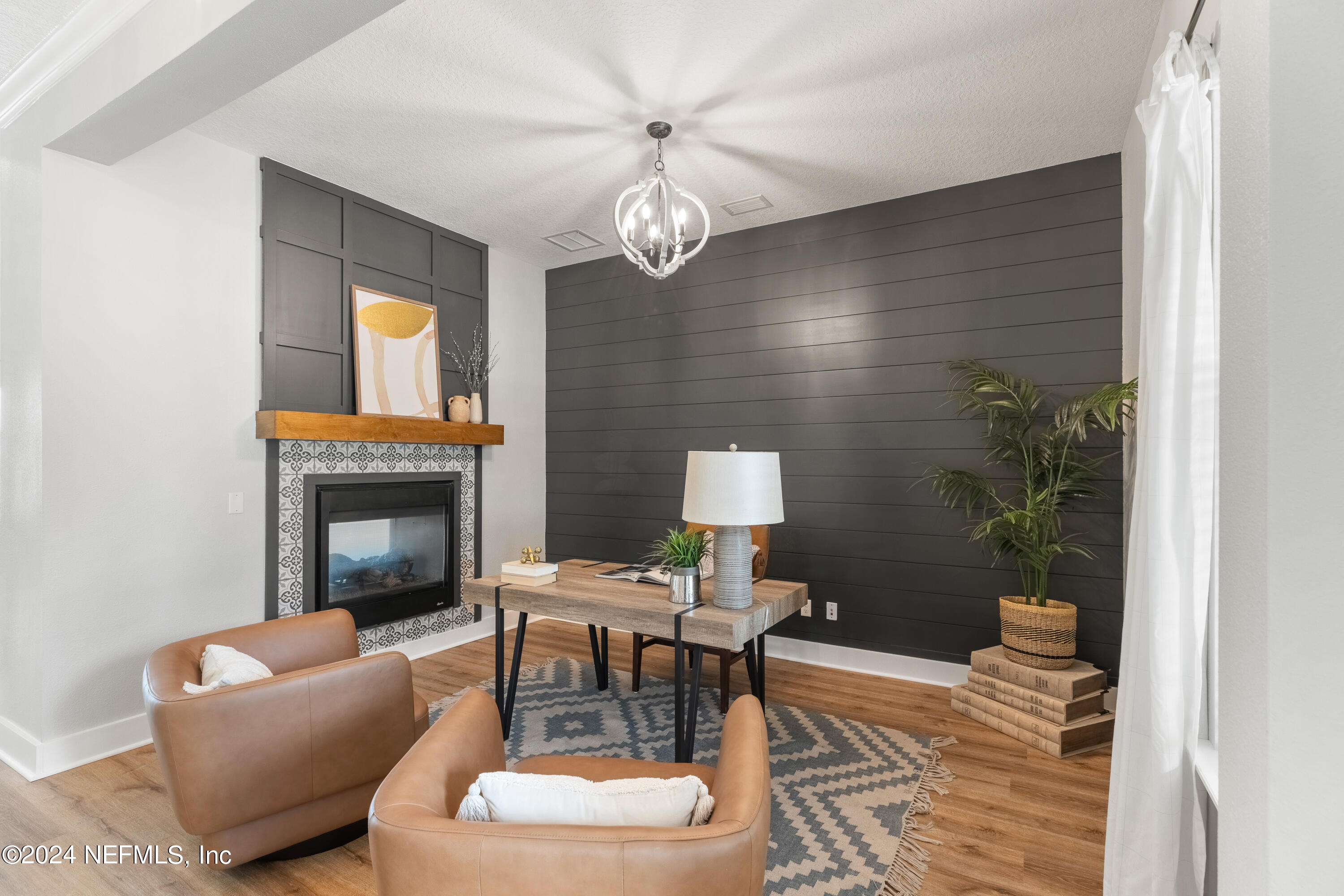 211 QUAIL VISTA Drive